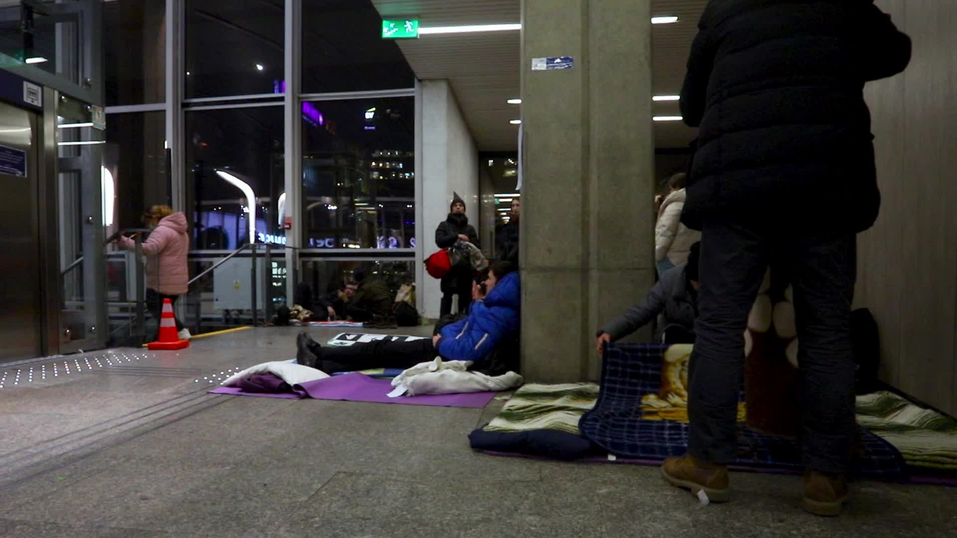Refugees from Ukraine camp at the Warsaw Central Railway Station
