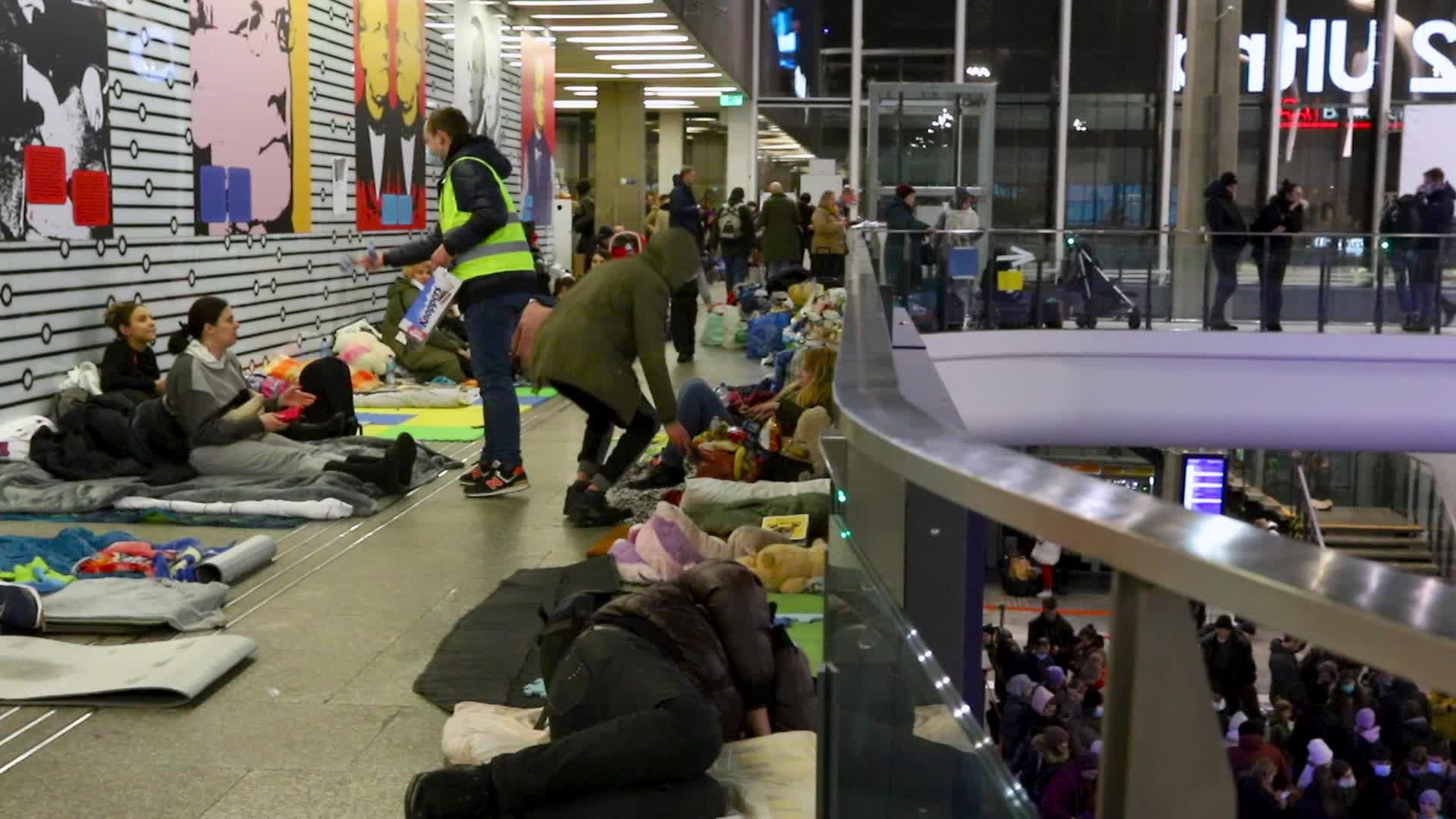 Refugees from Ukraine camp at the Warsaw Central Railway Station