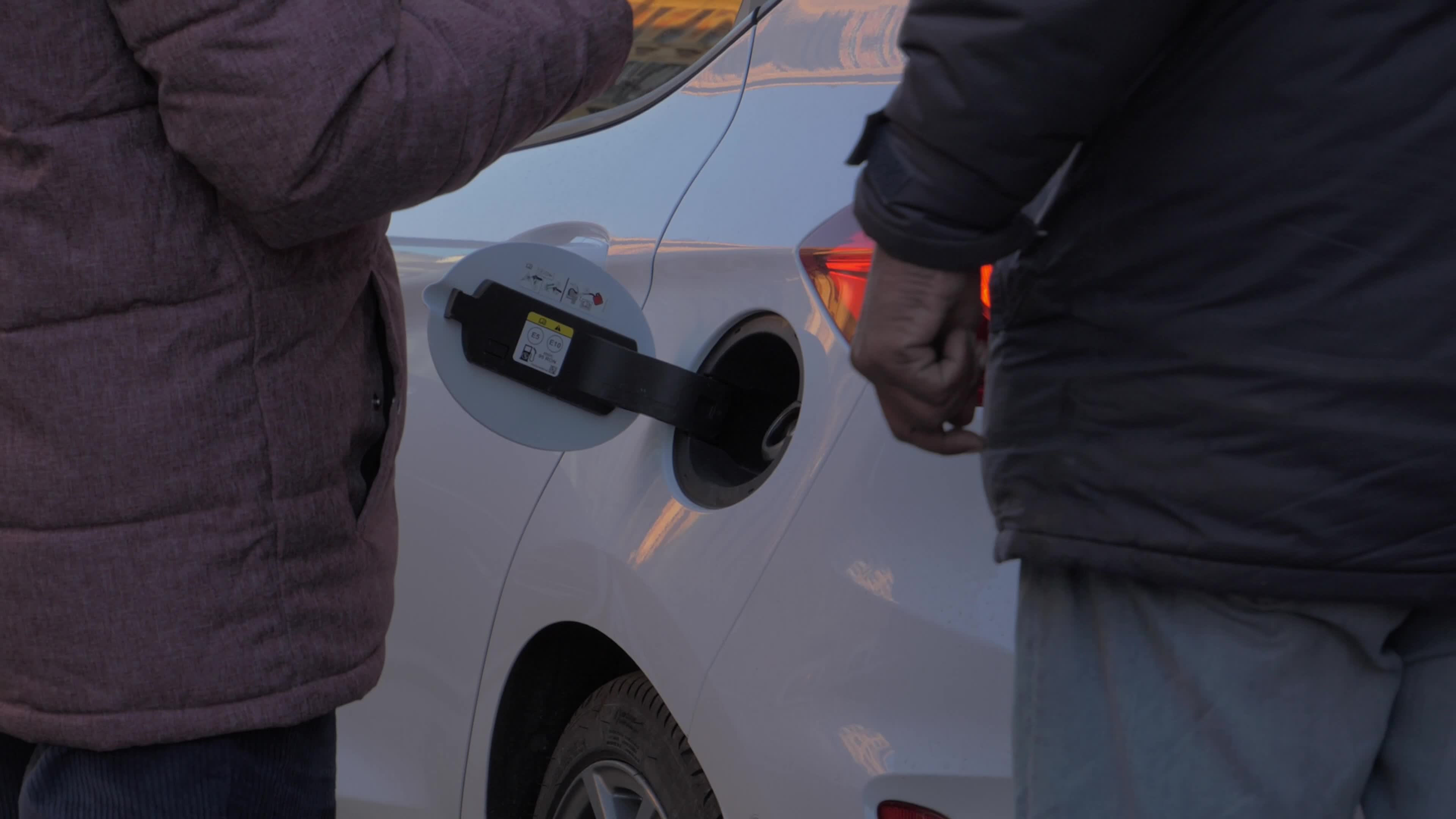 Petrol, diesel prices continue to rise
