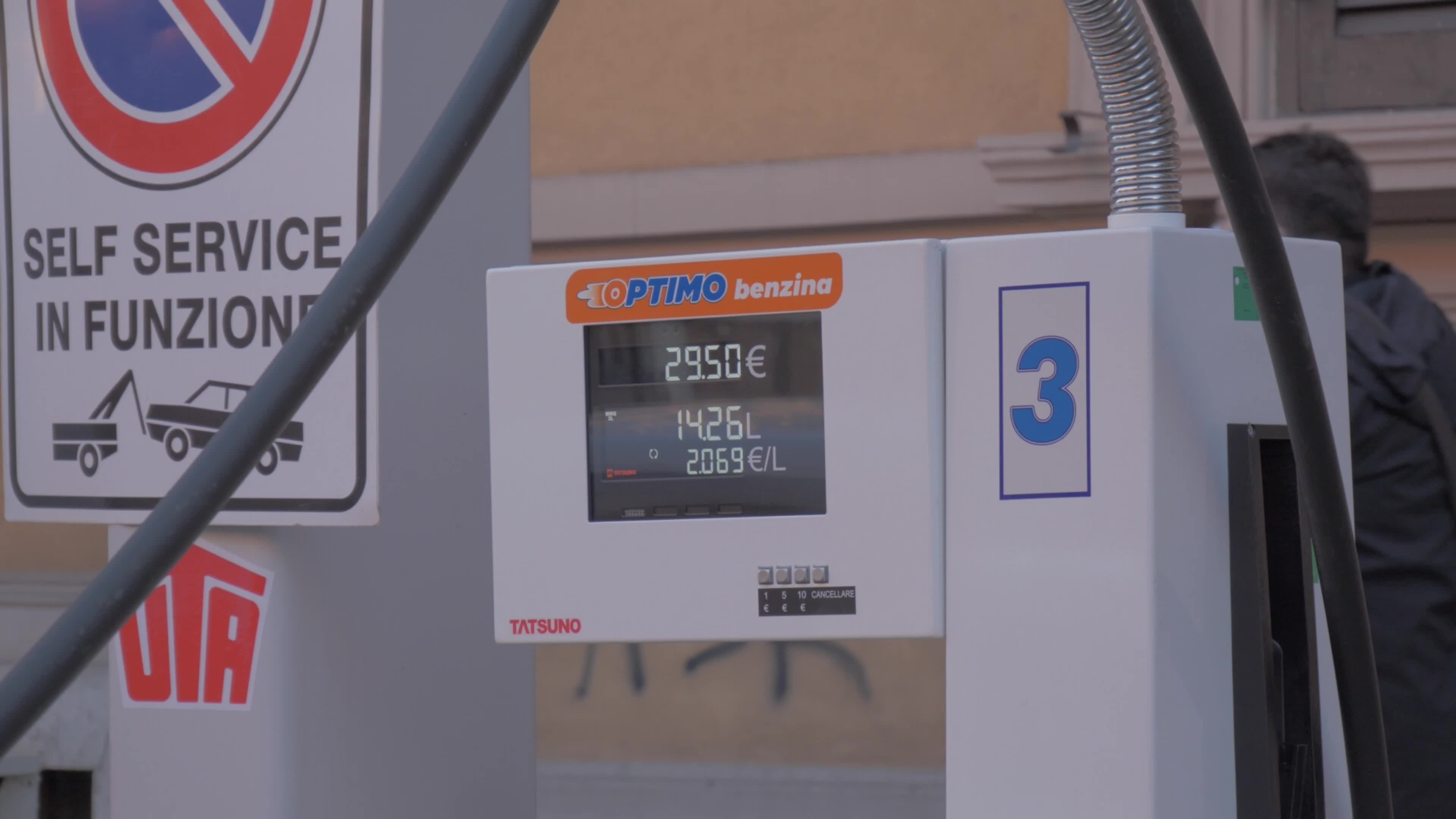 Petrol, diesel prices continue to rise