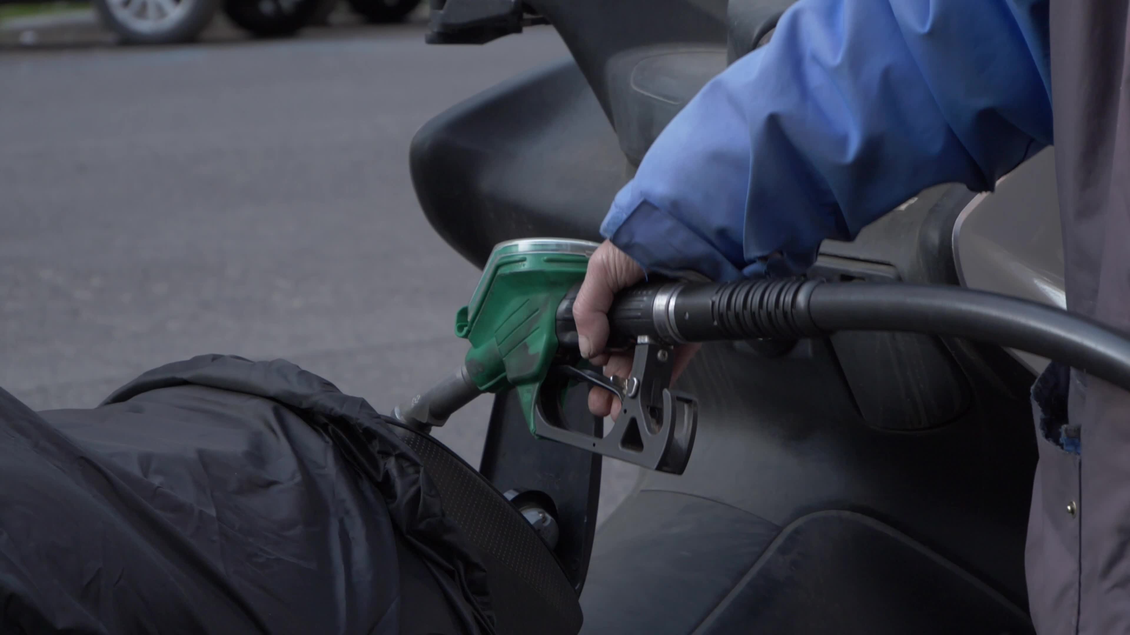 Petrol, diesel prices continue to rise