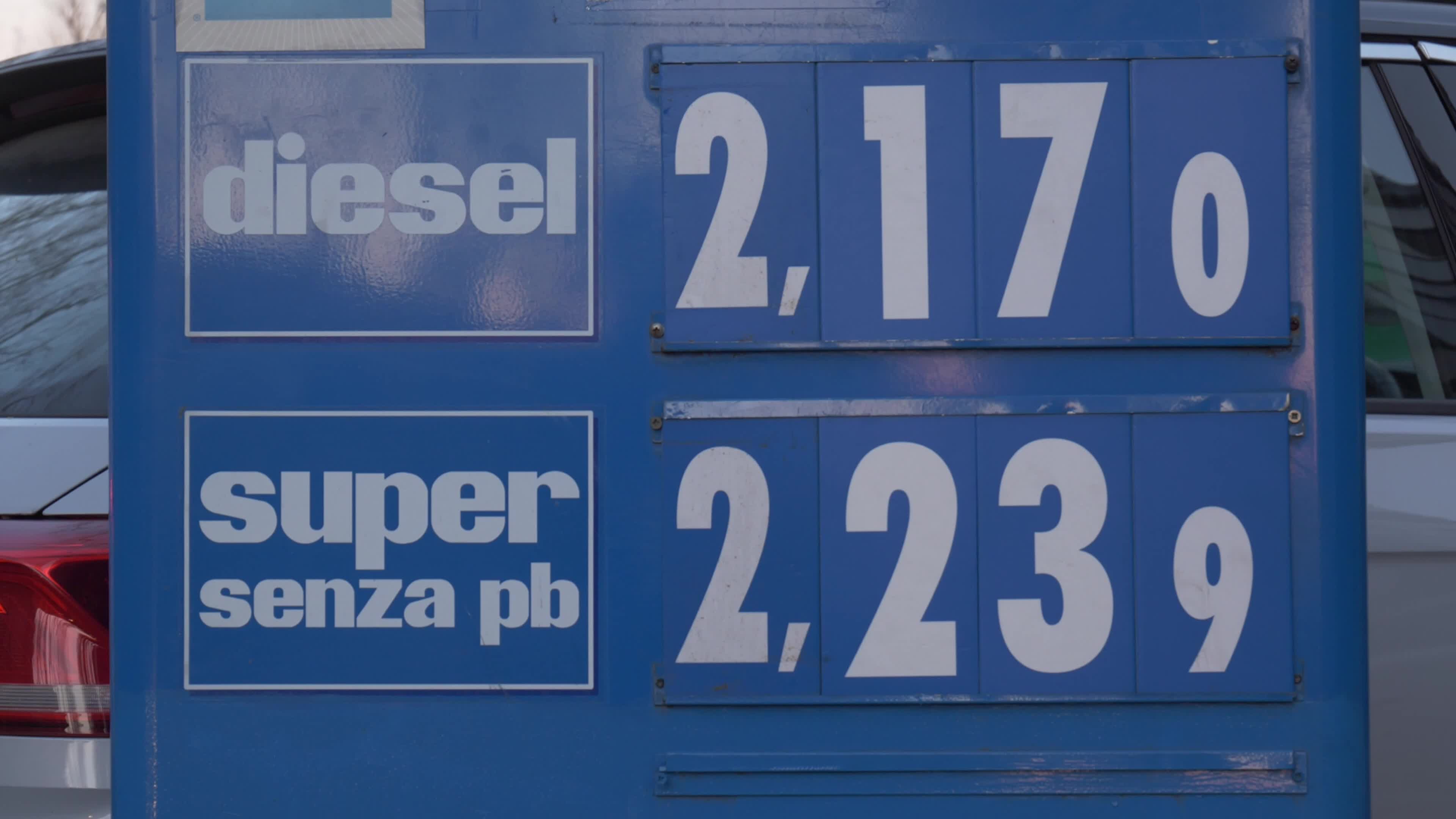 Petrol, diesel prices continue to rise