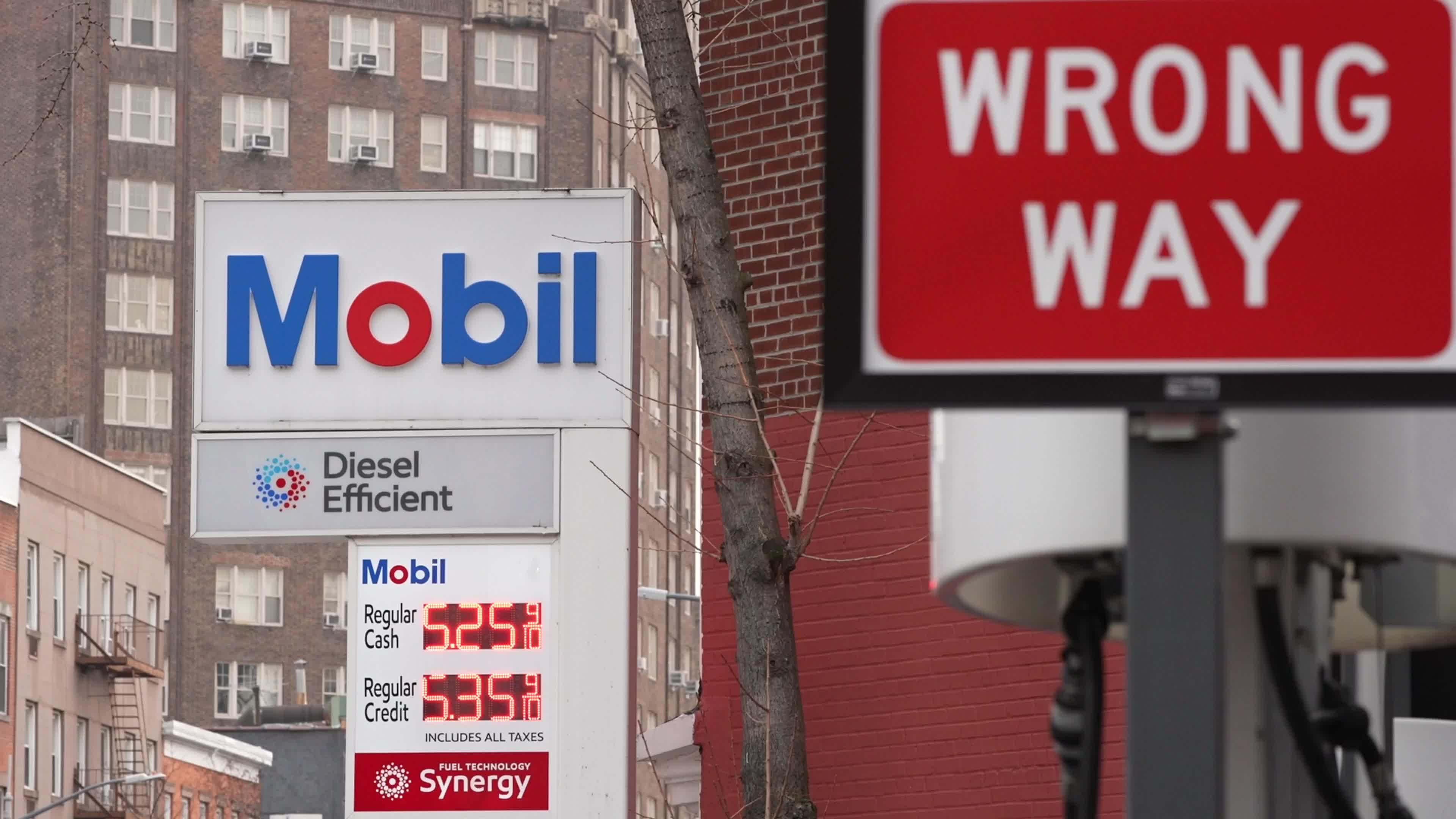 Gas Prices Continues To Rise, As Biden Bans Imports Of Russian OilGas Prices Continues To Rise, As Biden Bans Imports Of Russian Oil