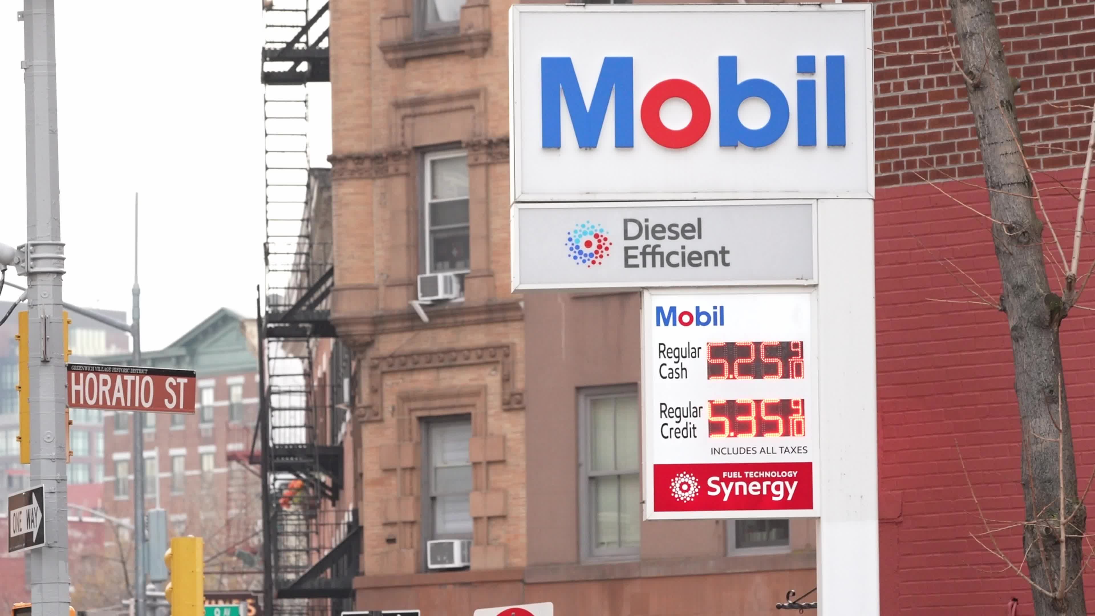 Gas Prices Continues To Rise, As Biden Bans Imports Of Russian OilGas Prices Continues To Rise, As Biden Bans Imports Of Russian Oil