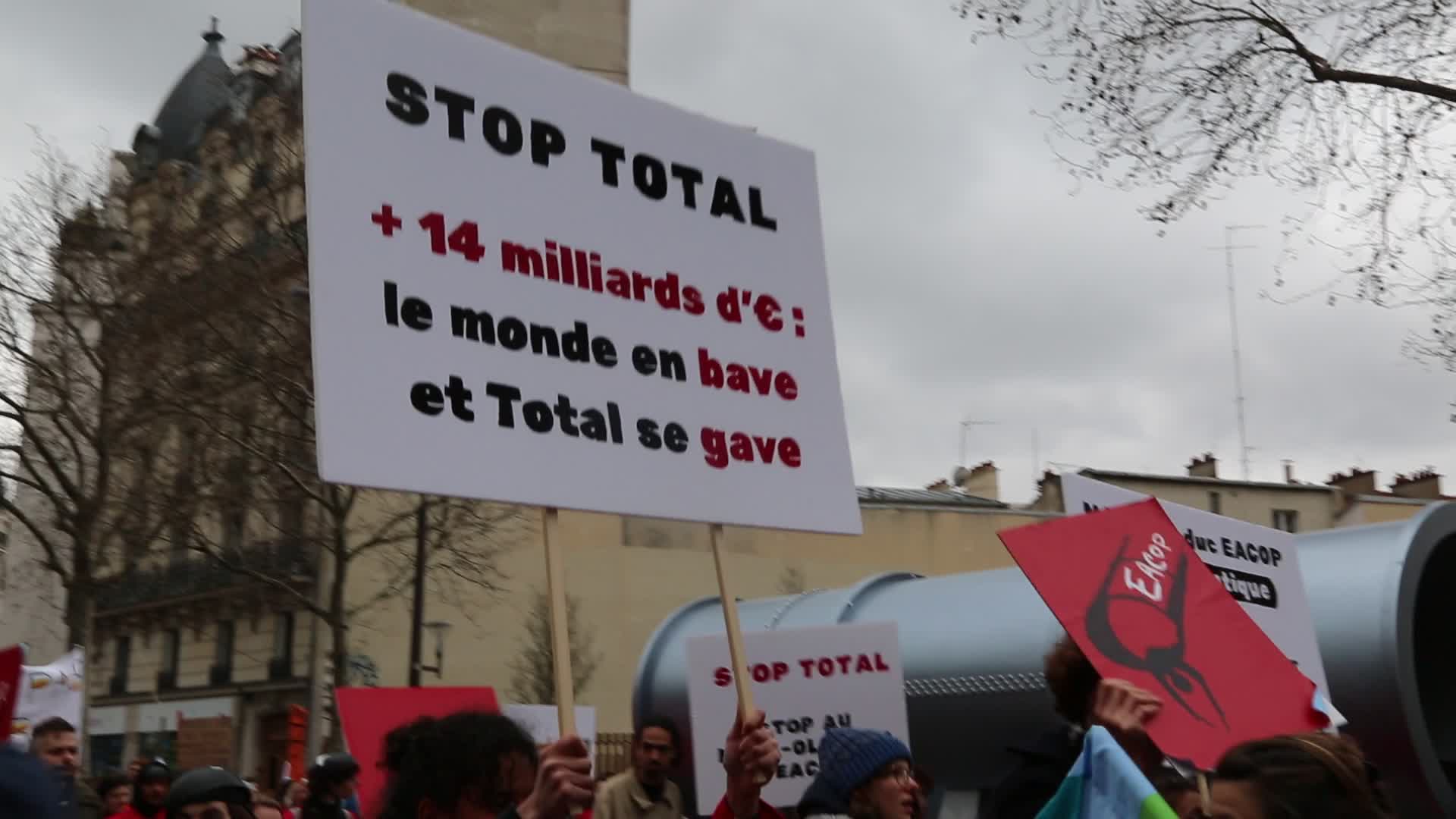 Paris Climate March Gathered Thousands Before The Country’s Presidential Election