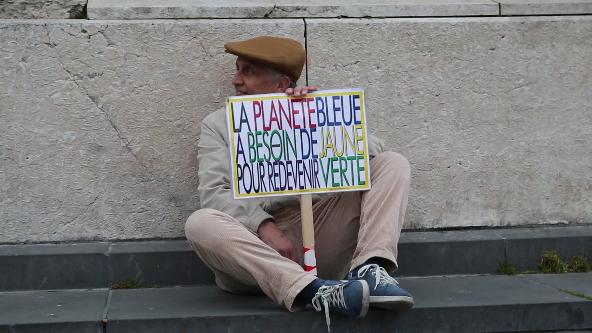 Paris Climate March Gathered Thousands Before The Country’s Presidential Election