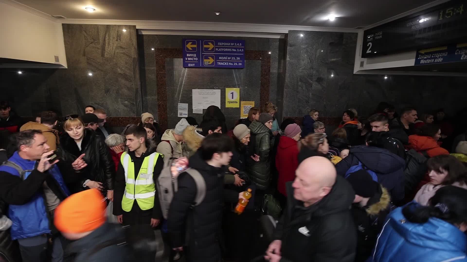 Ukrainian refugees at Medyka border crossing