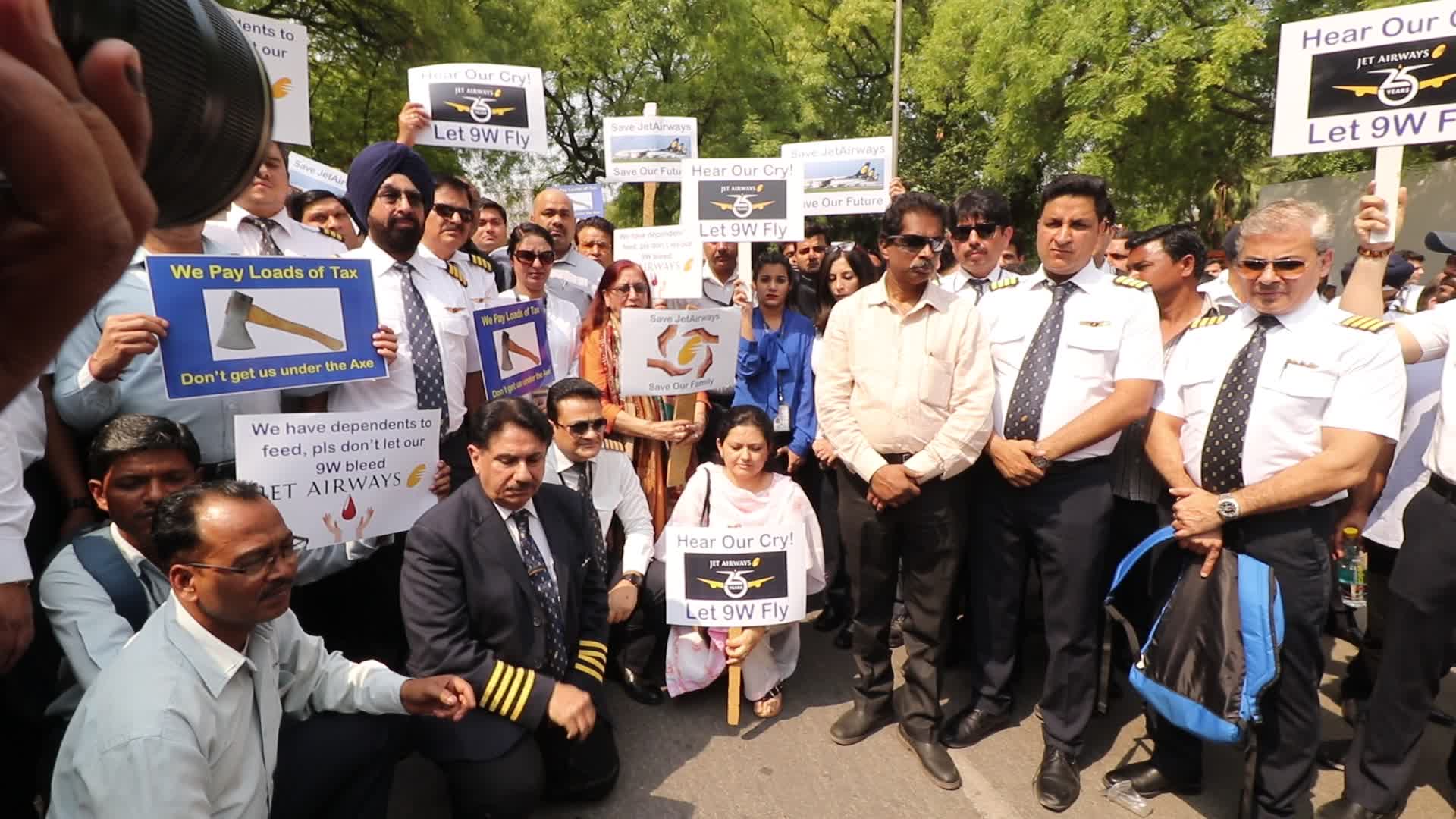 Jet Airways Employees Demonstrate In New Delhi