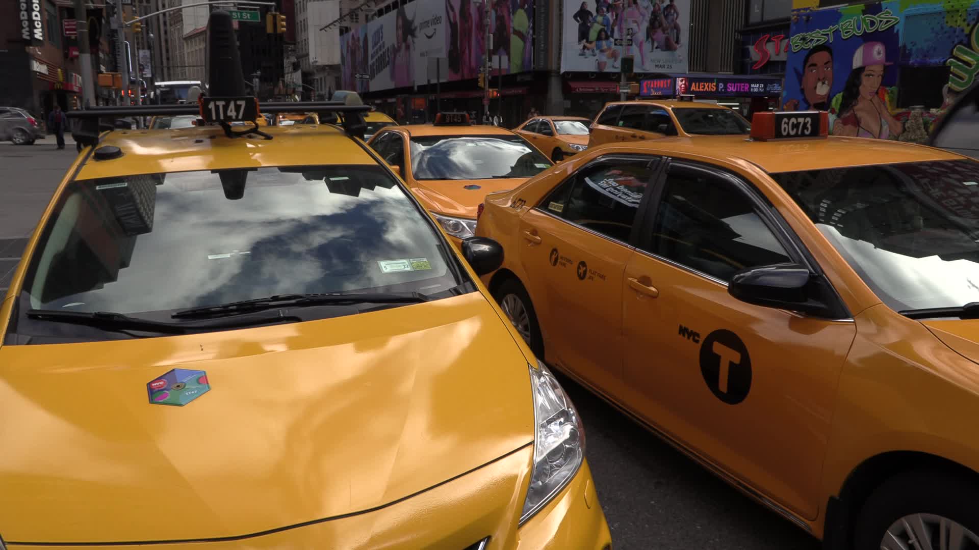 NYC: Taxi workers kick off caravan to Minnesota