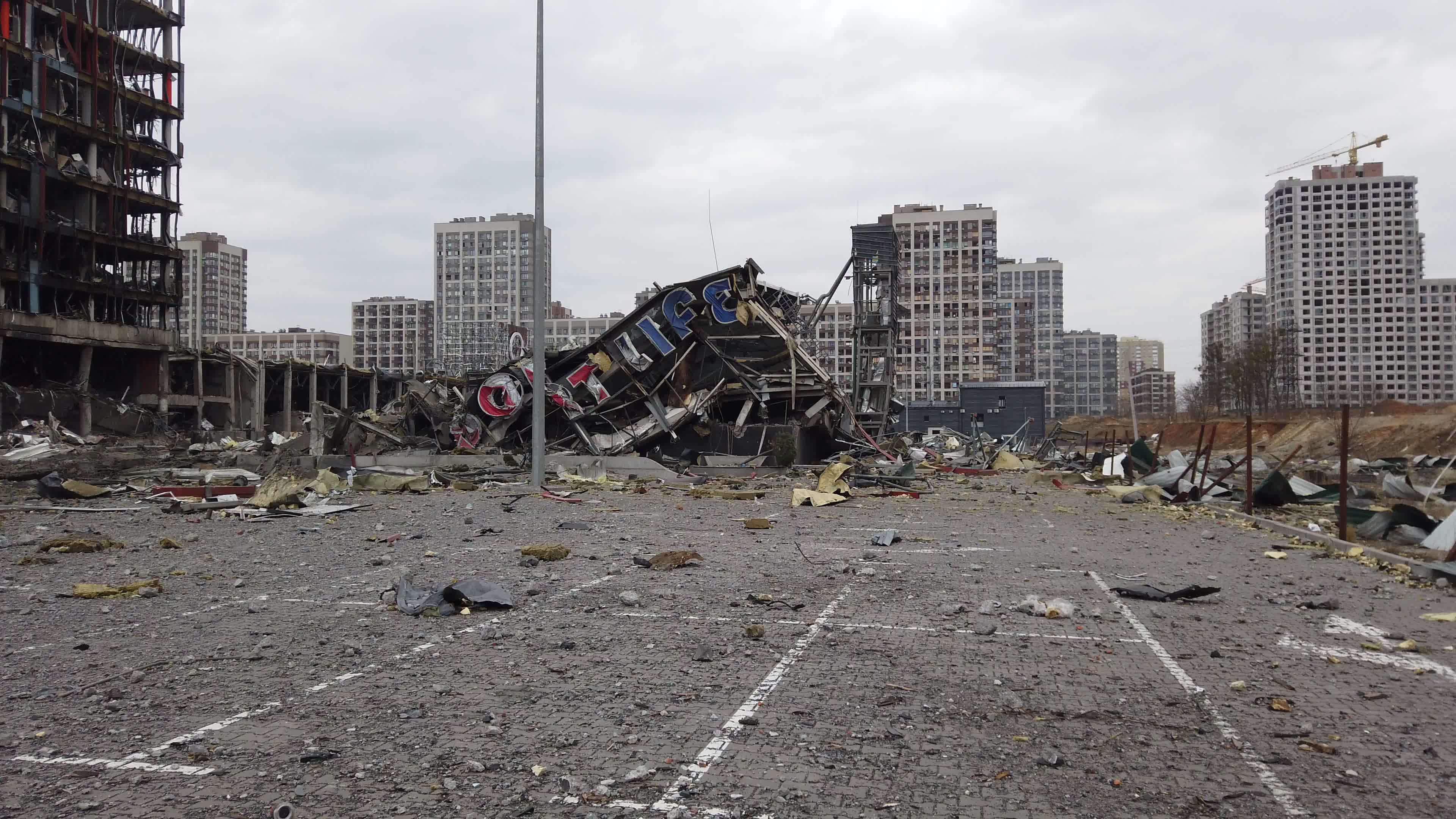 Shelling of Retroville shopping mall