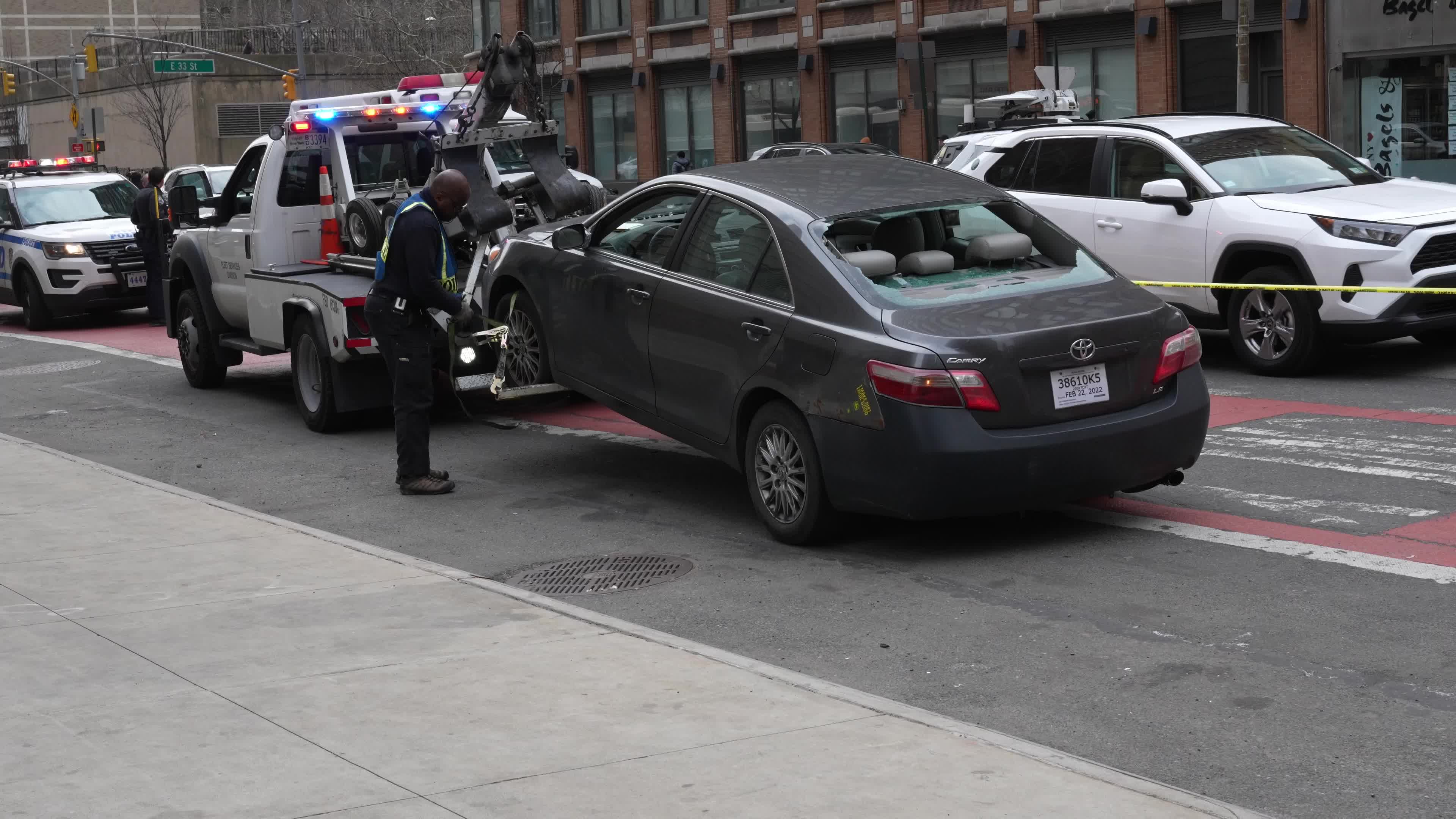Man Shot on Manhattan Roadway