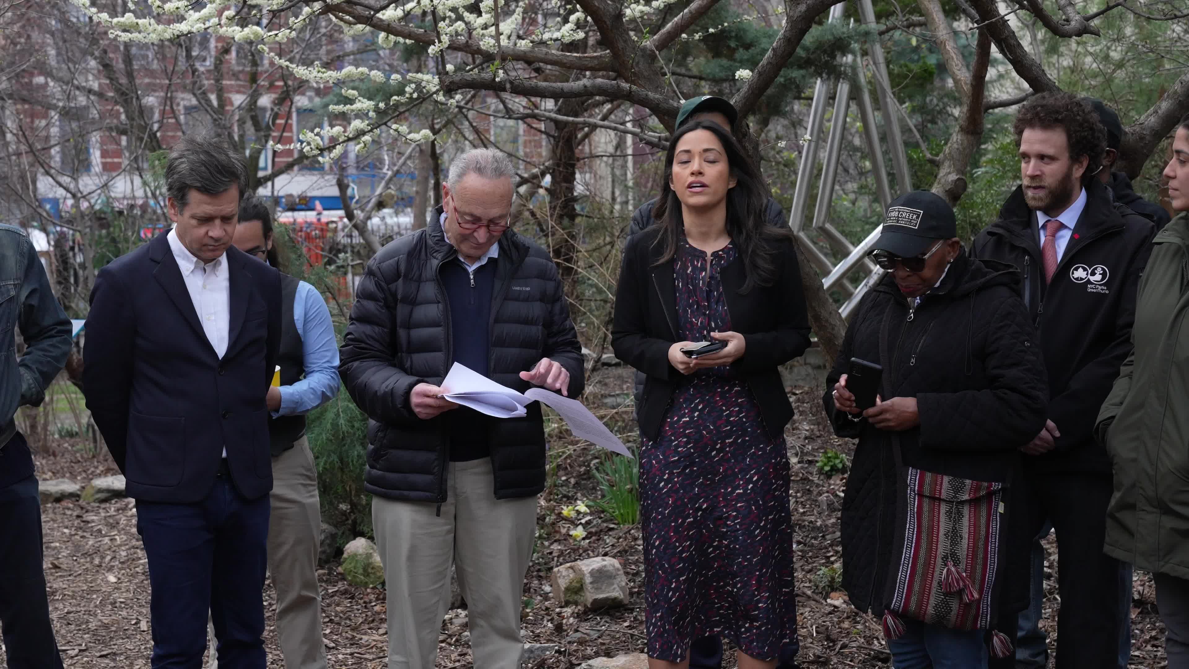 US Senator Chuck Schumer visits La Plaza Cultural