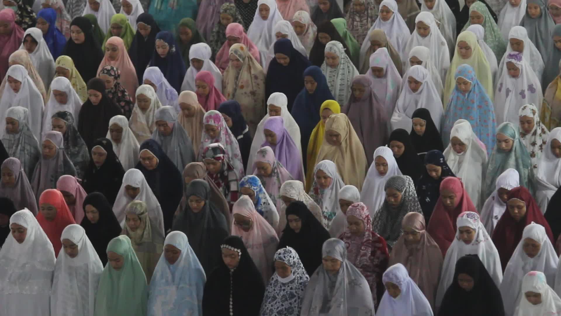 First Tarawih Prayer In Aceh