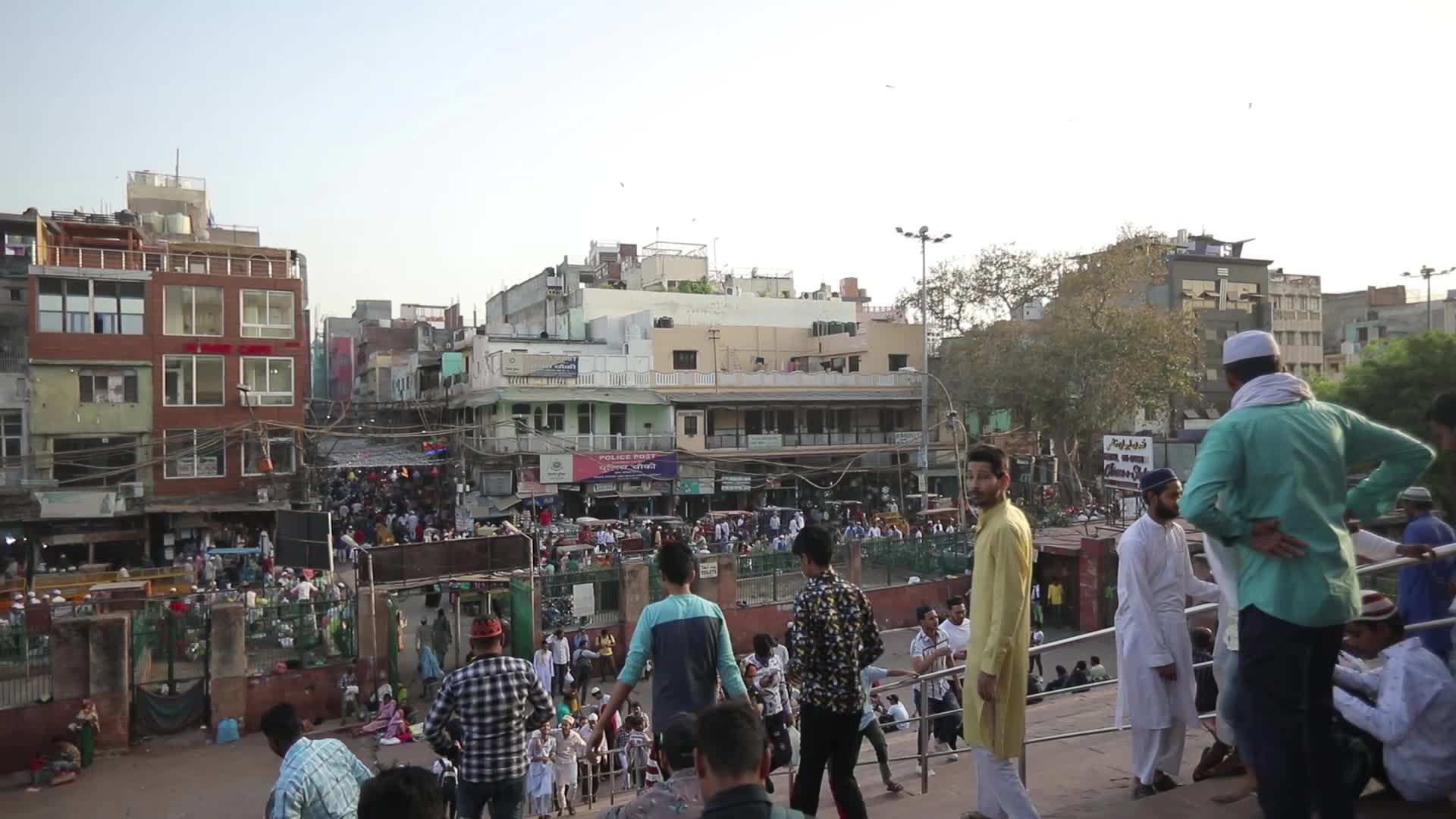 Indian Muslims flock to market in New Delhi ahead of Ramadan.