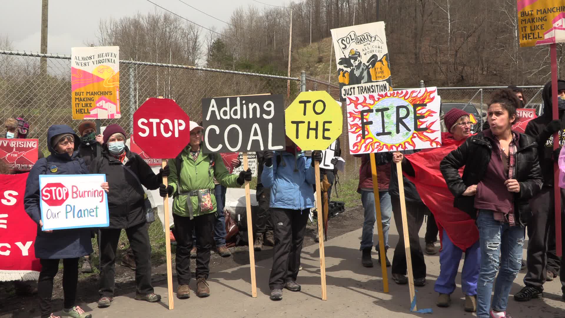 WV: Climate activists blockage coal power plant with ties to Senator Manchin