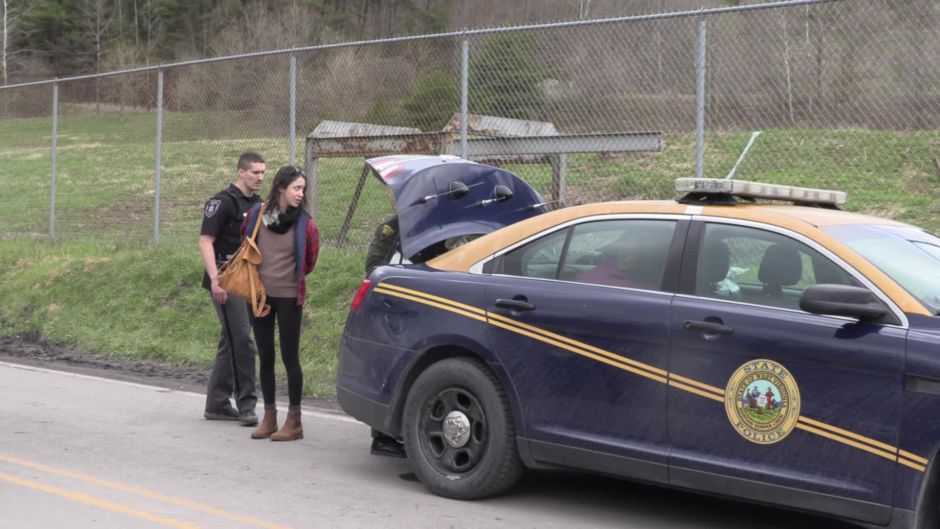 WV: Climate activists blockade coal power plant with ties to Senator Manchin
