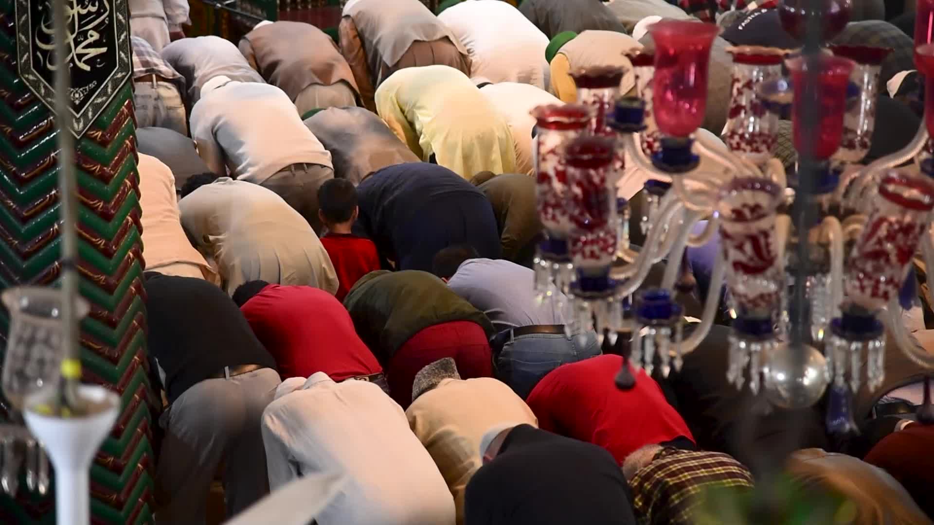 Muslims pray on Friday of Ramadan In Srinagar, Kashmir.