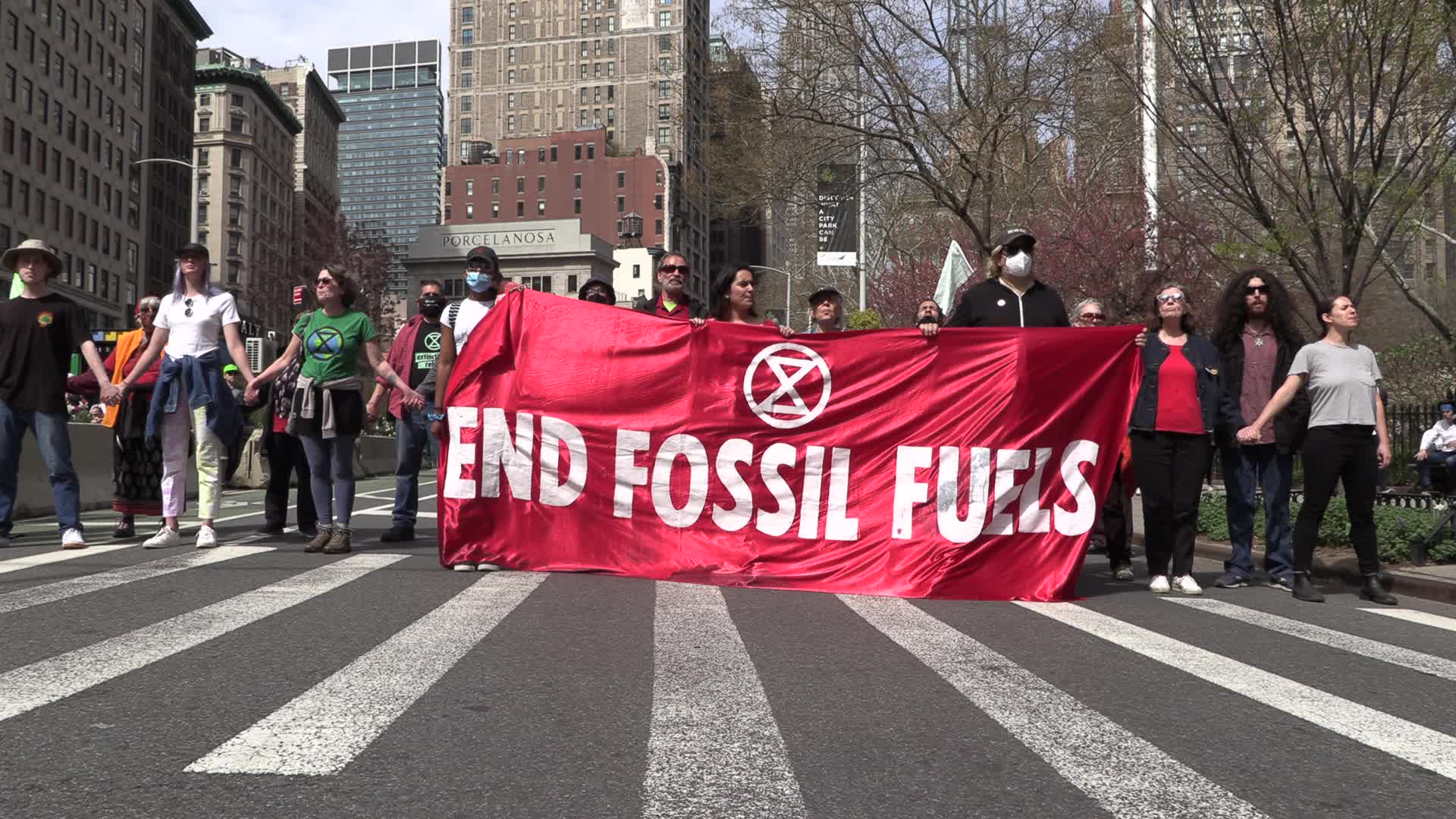 NYC: Thirteen arrested as Extinction Rebellion protesters block traffic