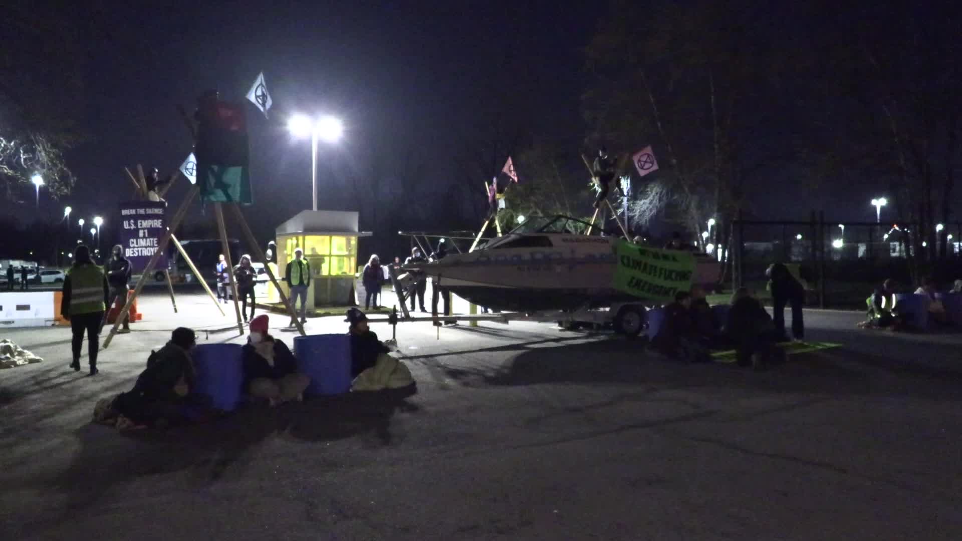 NYC: Climate protesters arrested after blockading New York Times distribution center
