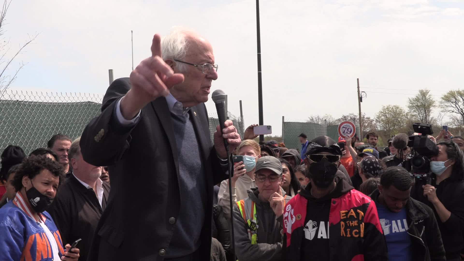 NYC: Bernie and AOC join Amazon Labor Union for rally