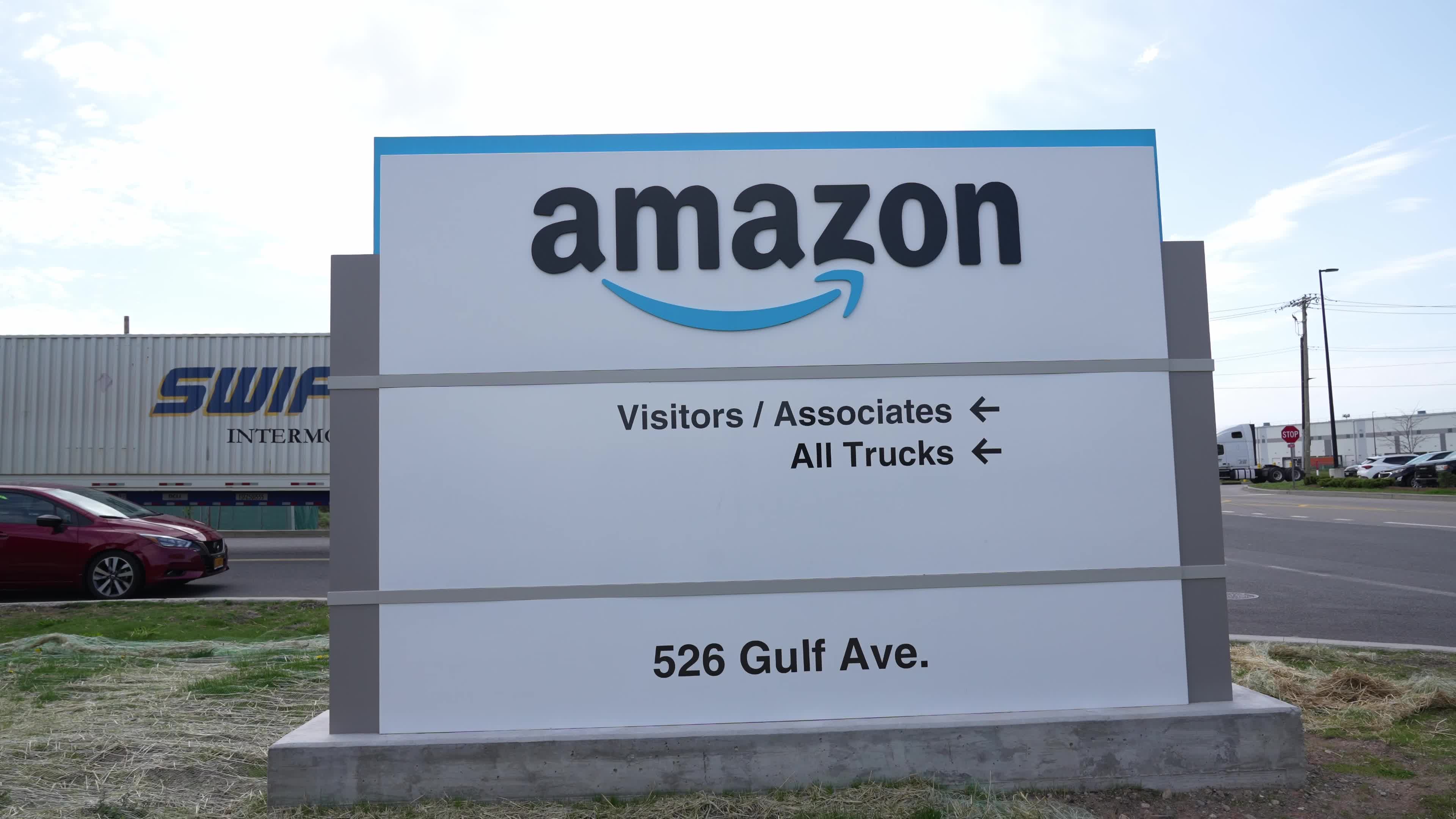 Senator Bernie Sanders Joins Workers For An Amazon Labor Union Rally