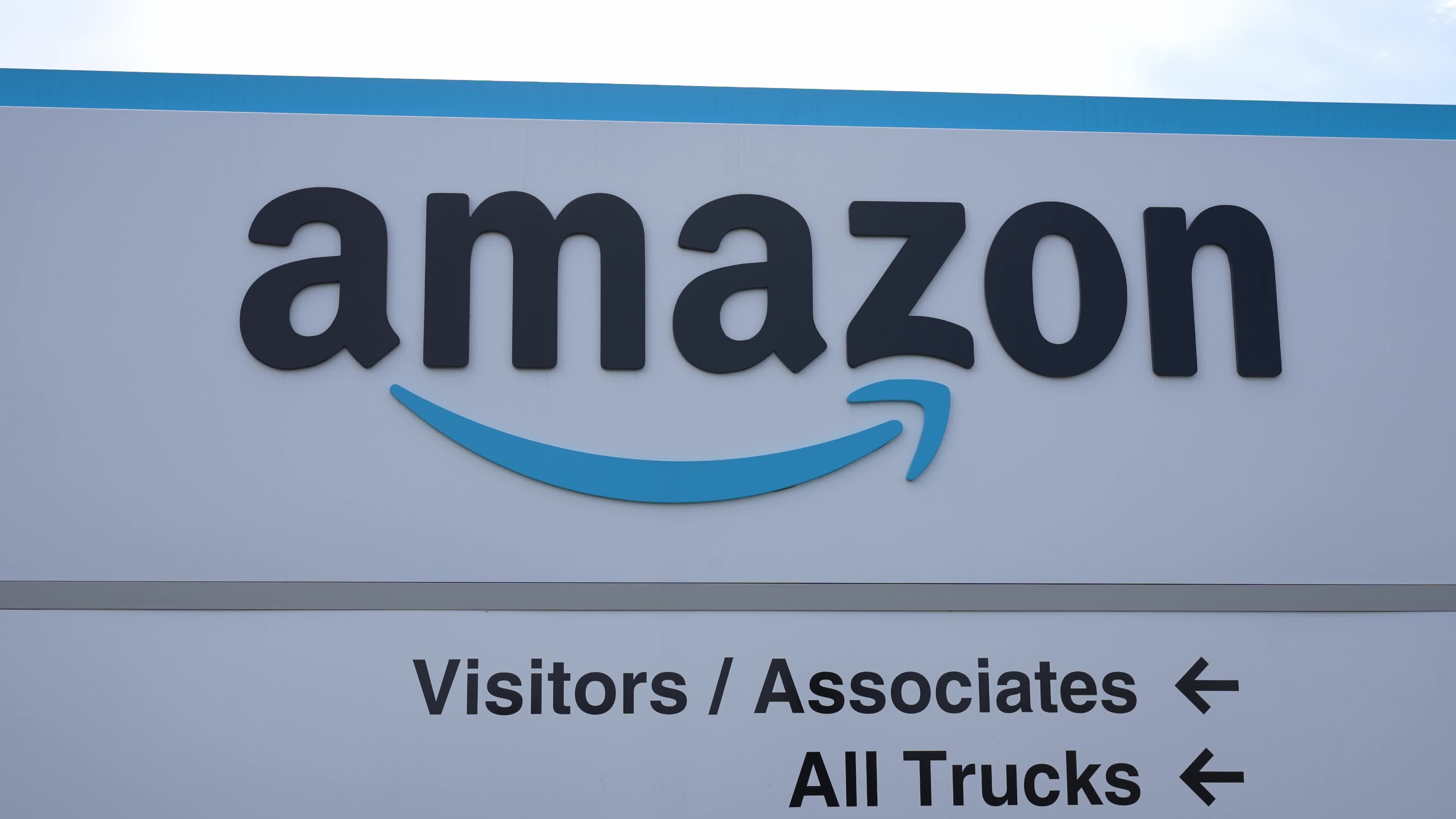 Senator Bernie Sanders Joins Workers For An Amazon Labor Union Rally