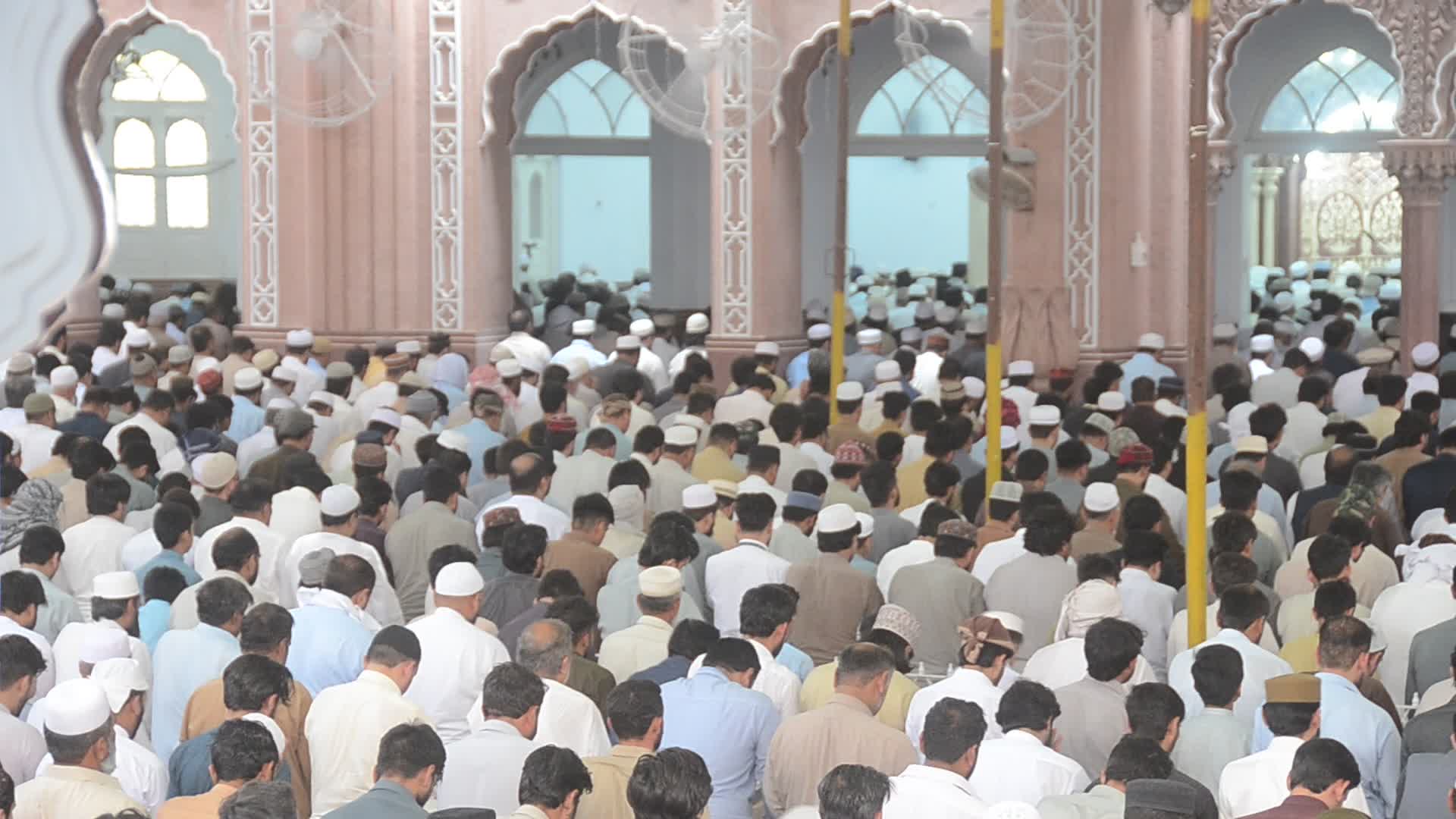 Last Friday prayer of Ramadan held in Pakistan