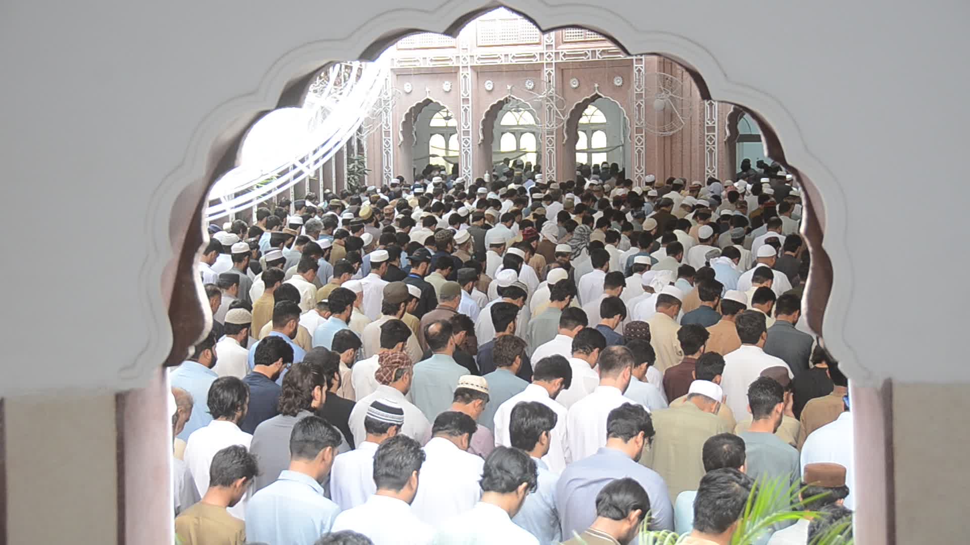 Last Friday prayer of Ramadan held in Pakistan