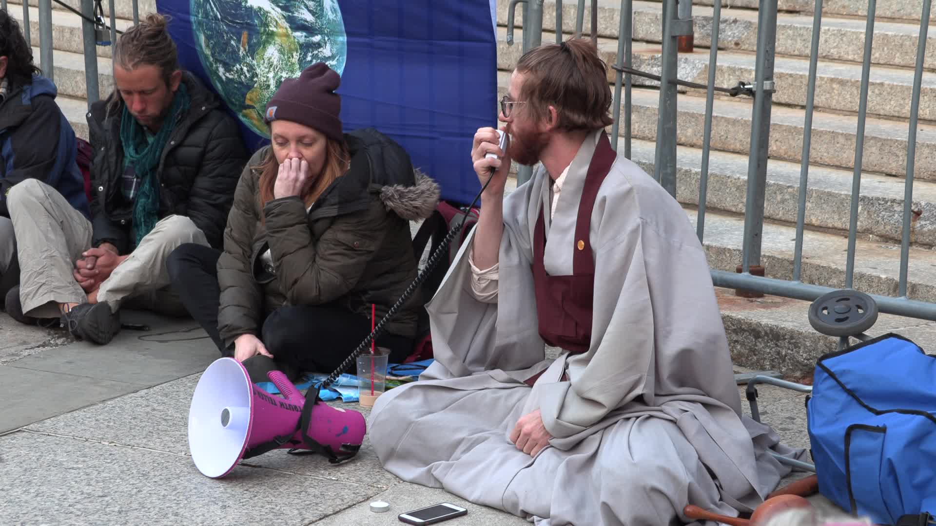NYC: Vigil for Wynn Bruce following Self-Immolation to Bring Awareness to Climate Crisis