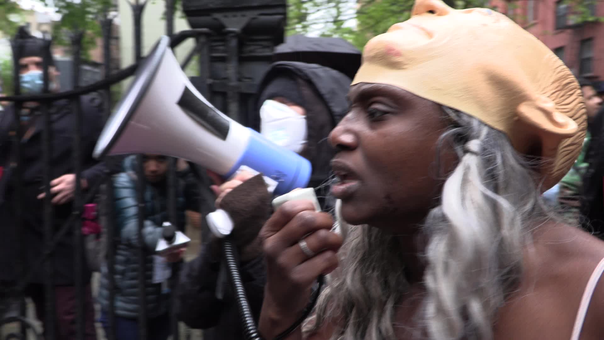 NYC: Pro-Abortion Activists and Pro-Life Faith Group Face Off