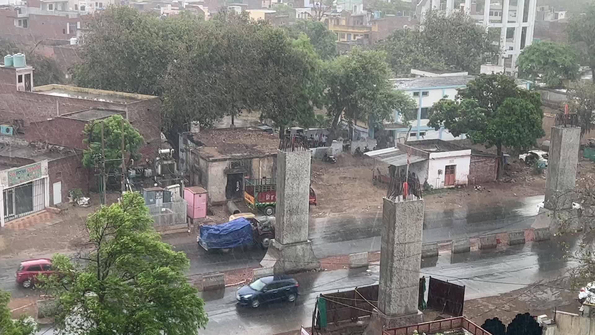 Thunder storm in the city of Agra
