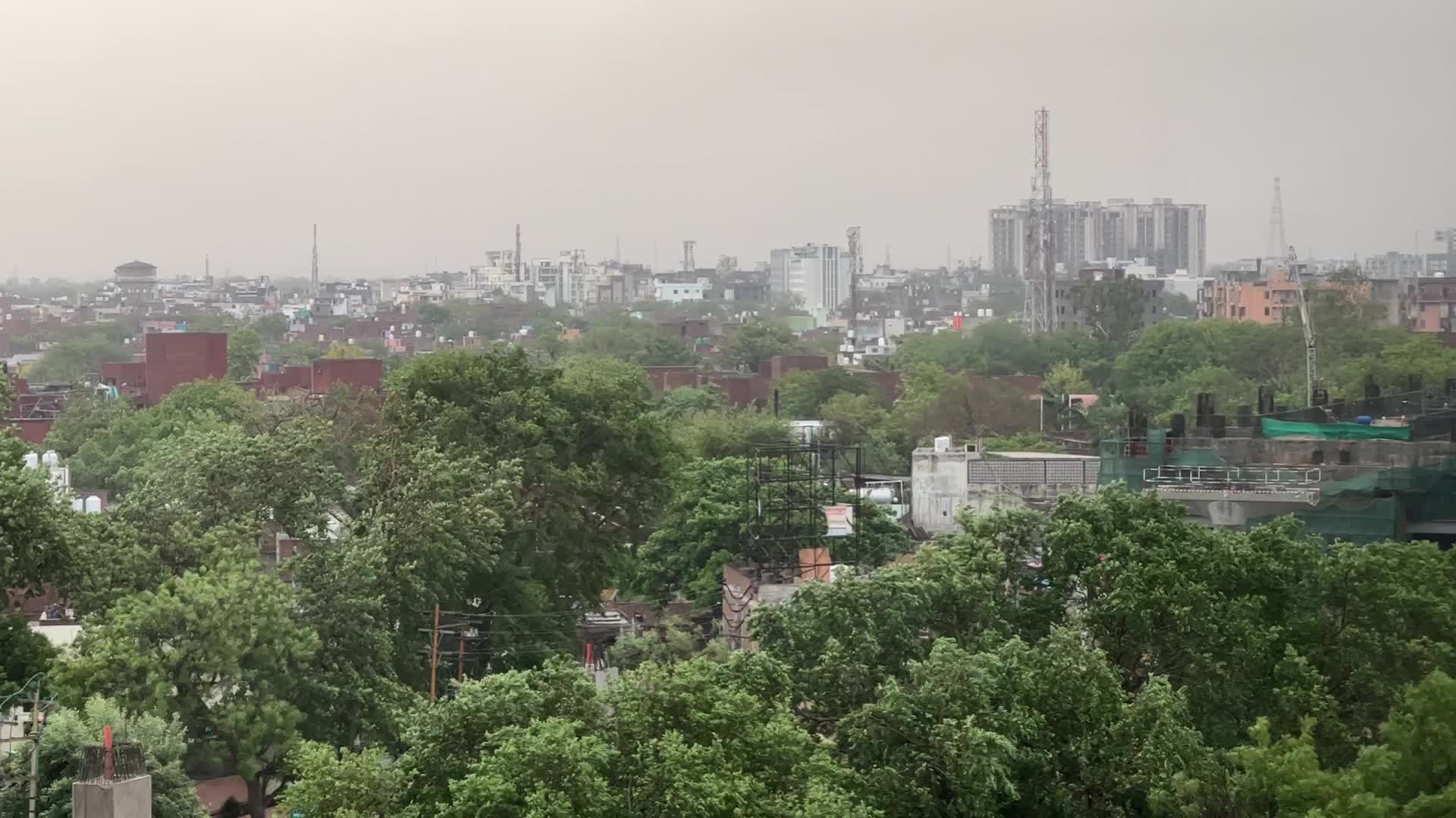 Thunder storm in the city of Agra