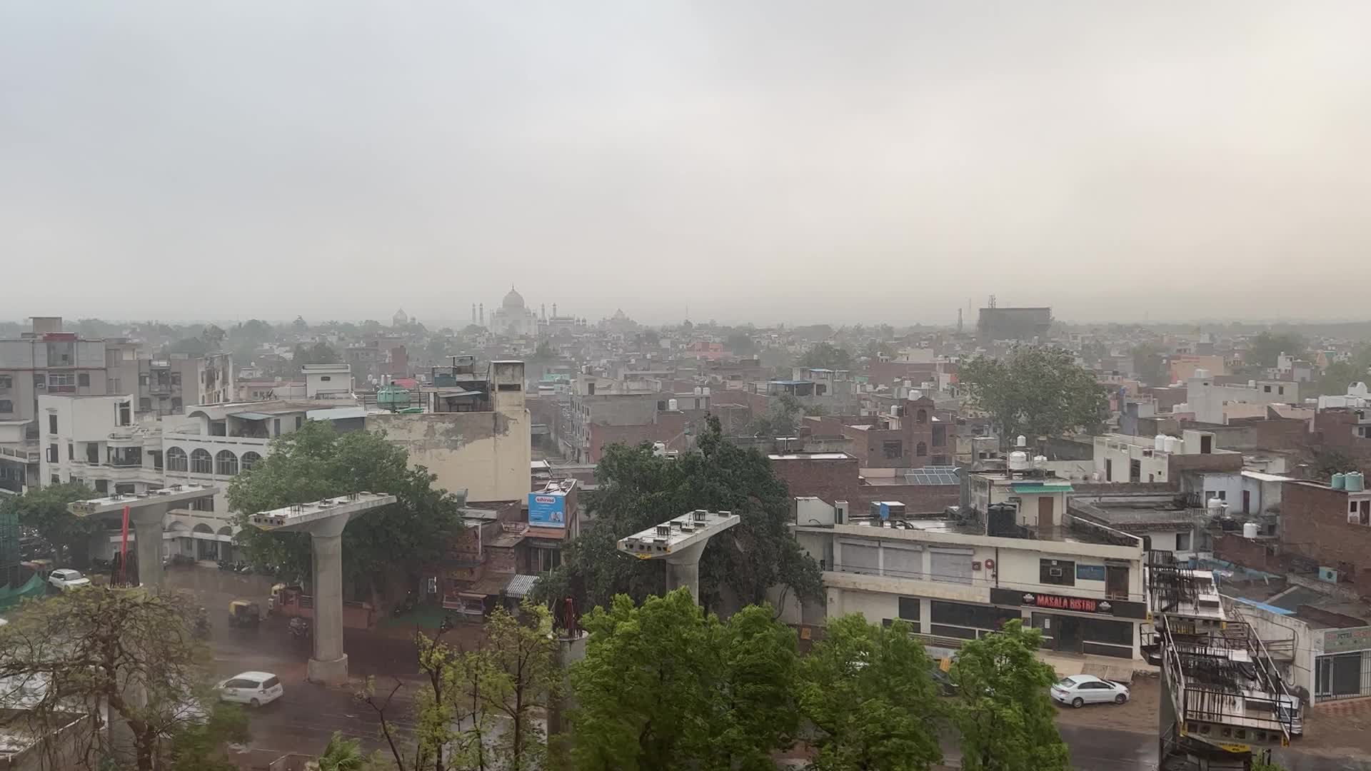 Thunder storm in the city of Agra