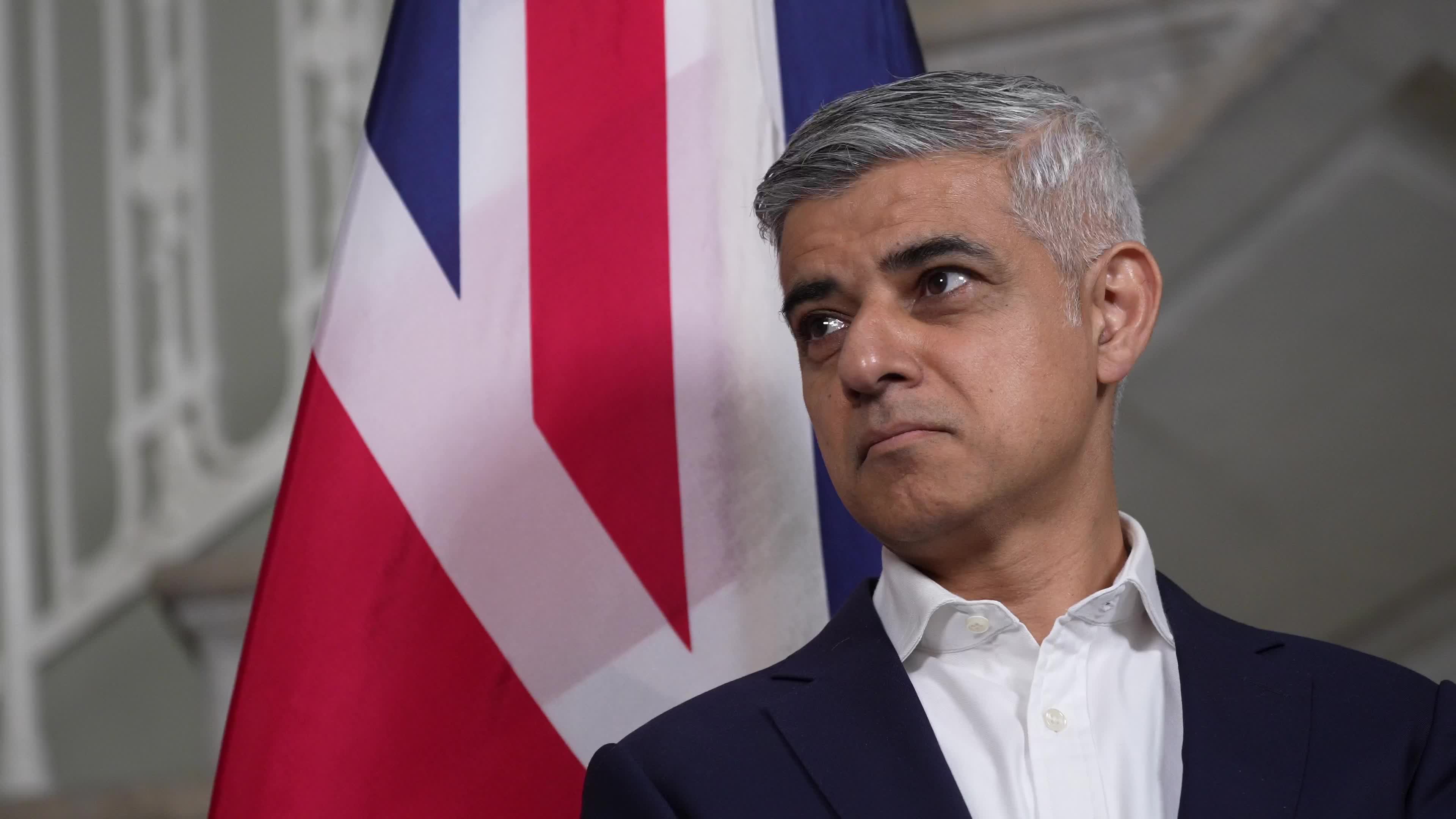 Mayor Eric Adams Makes an Announcement With London Mayor Sadiq Khan