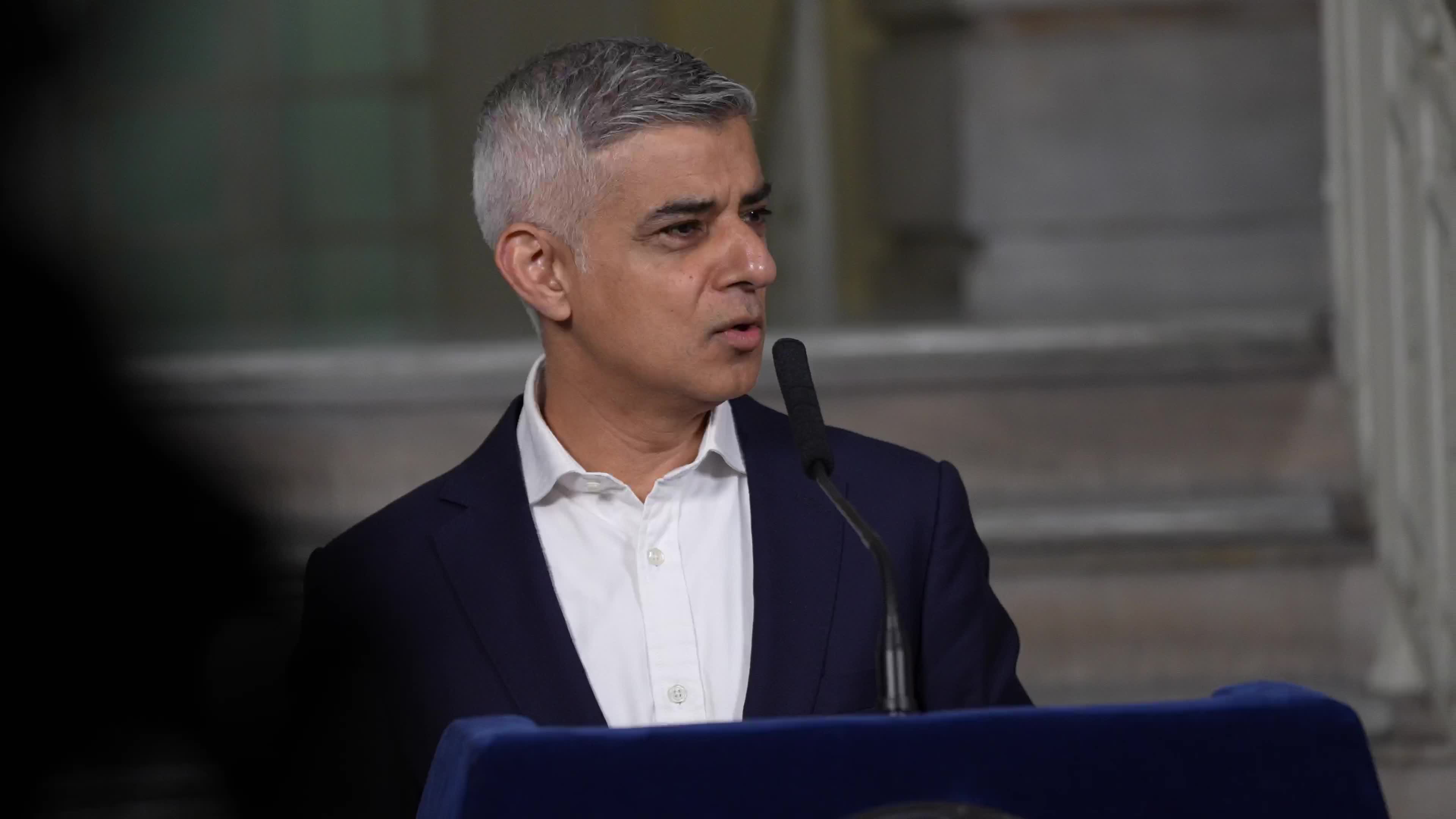 Mayor Eric Adams Makes an Announcement With London Mayor Sadiq Khan
