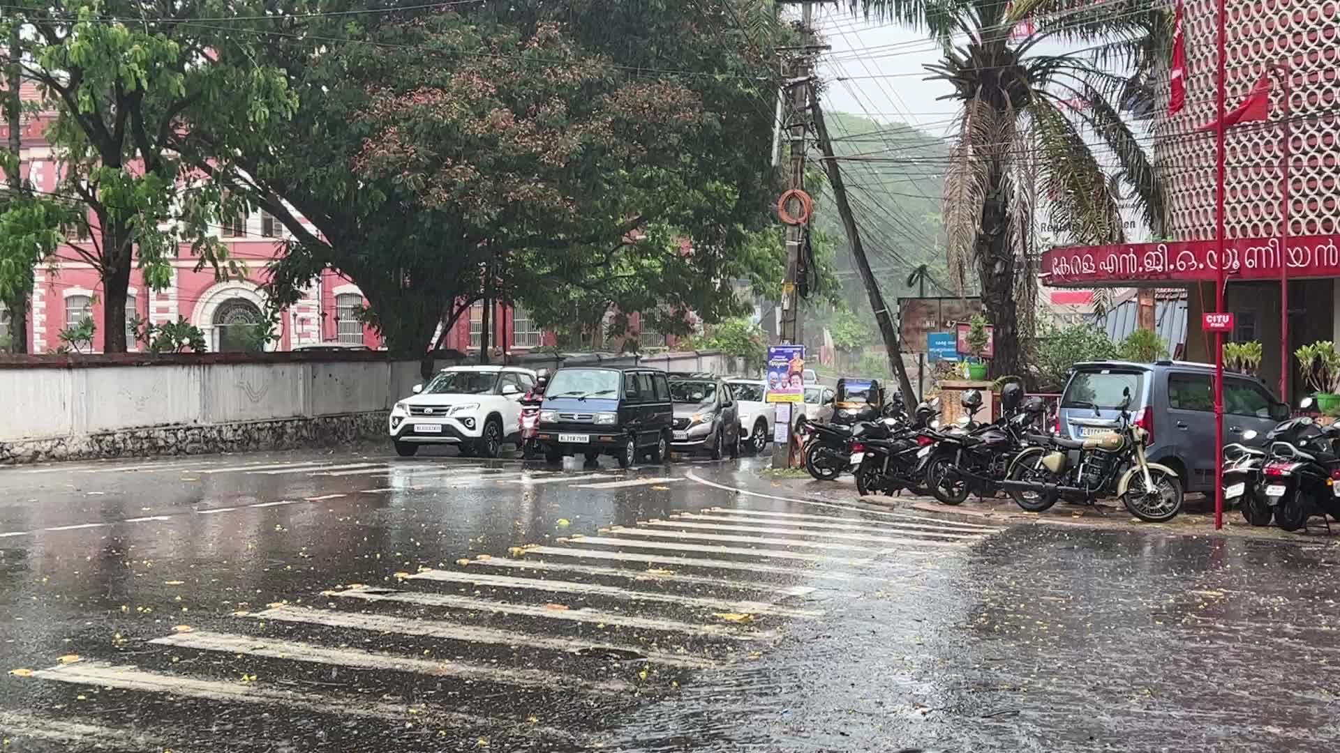 Thunderstorm in Thiruvananthapuram