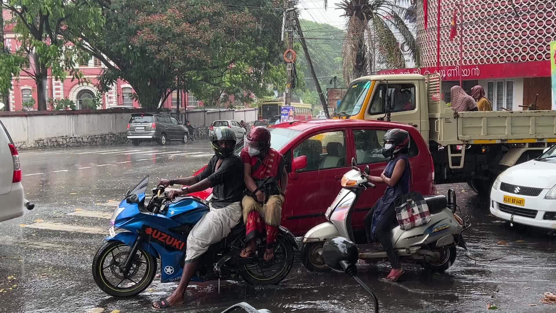 Thunderstorm in Thiruvananthapuram