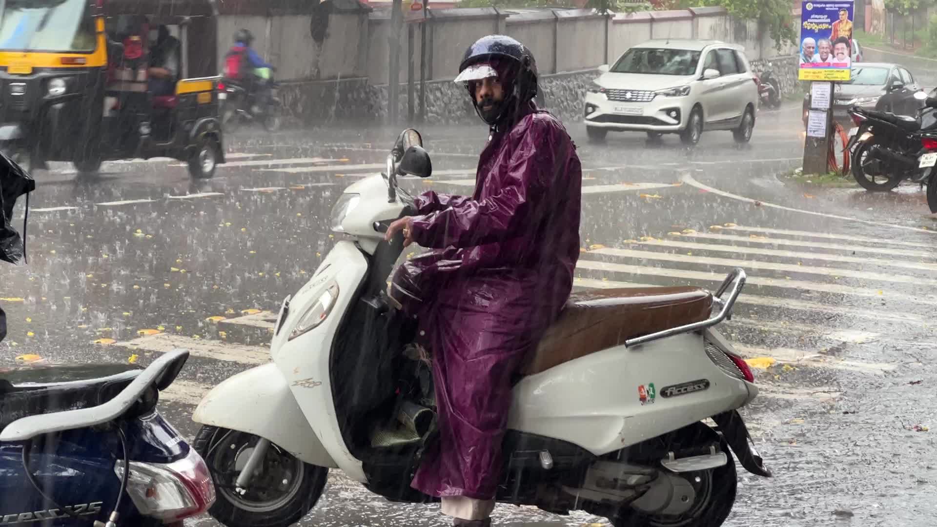 Thunderstorm in Thiruvananthapuram