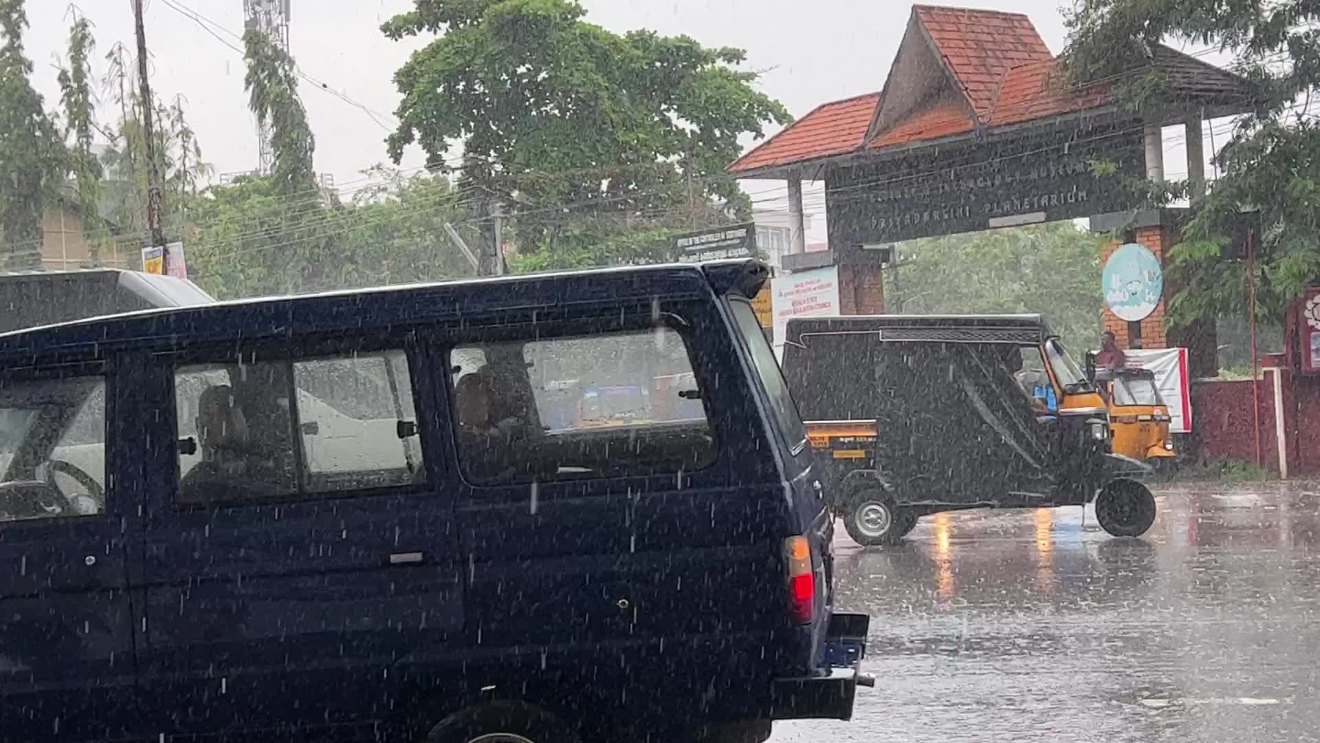 Thunderstorm in Thiruvananthapuram