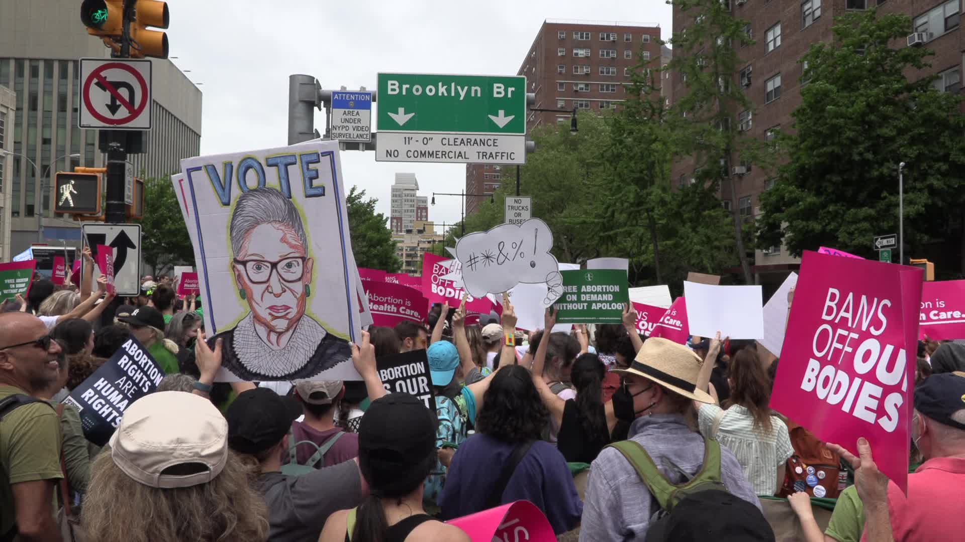 NYC: Abortion right’s activists march across Brooklyn Bridge