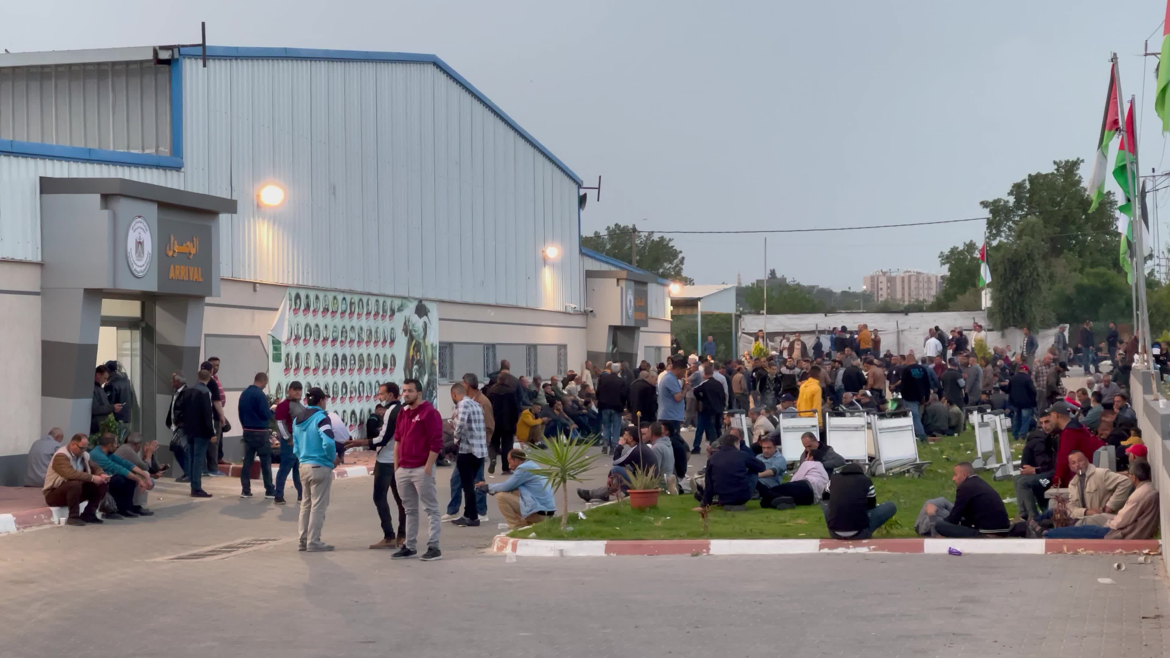  Erez Crossing Reopens In Gaza