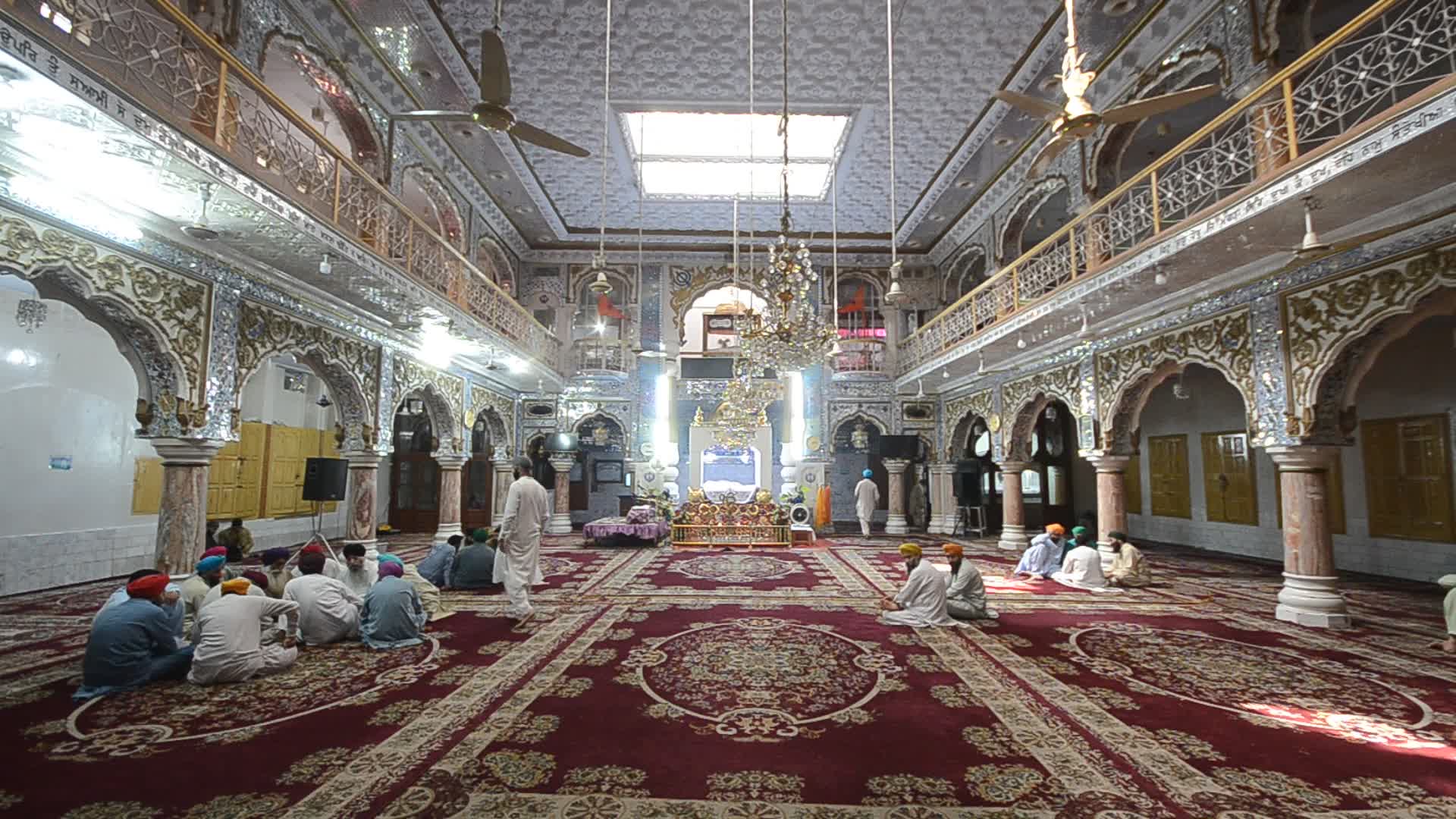Minority Sikh traders killed in Peshawar
