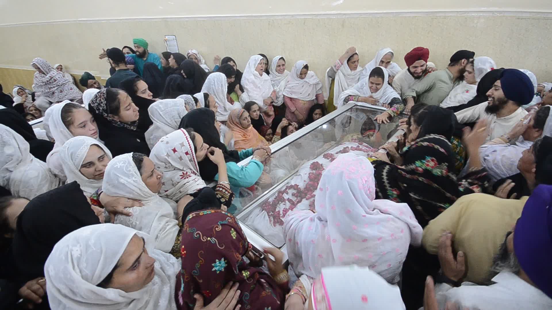 Minority Sikh traders killed in Peshawar
