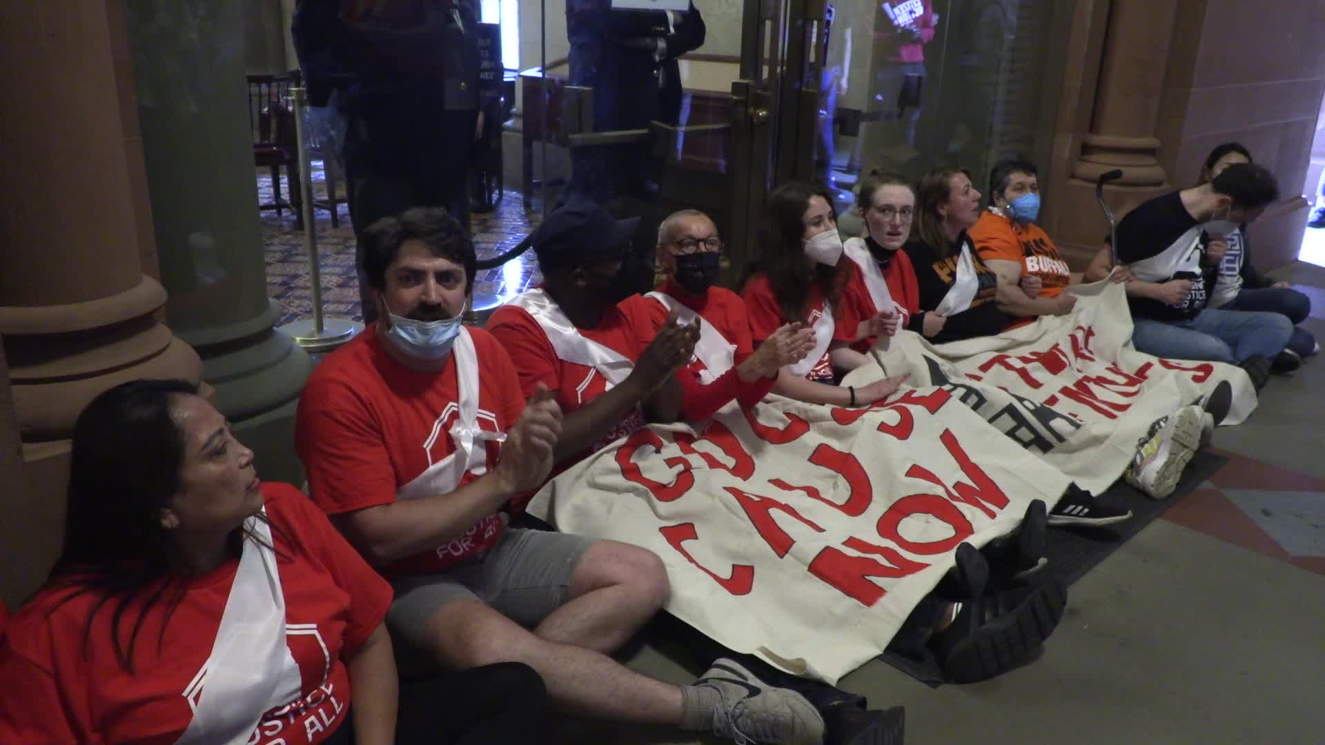 Albany, NY: 51 arrested as housing rights protesters block Senate and Assembly Chambers