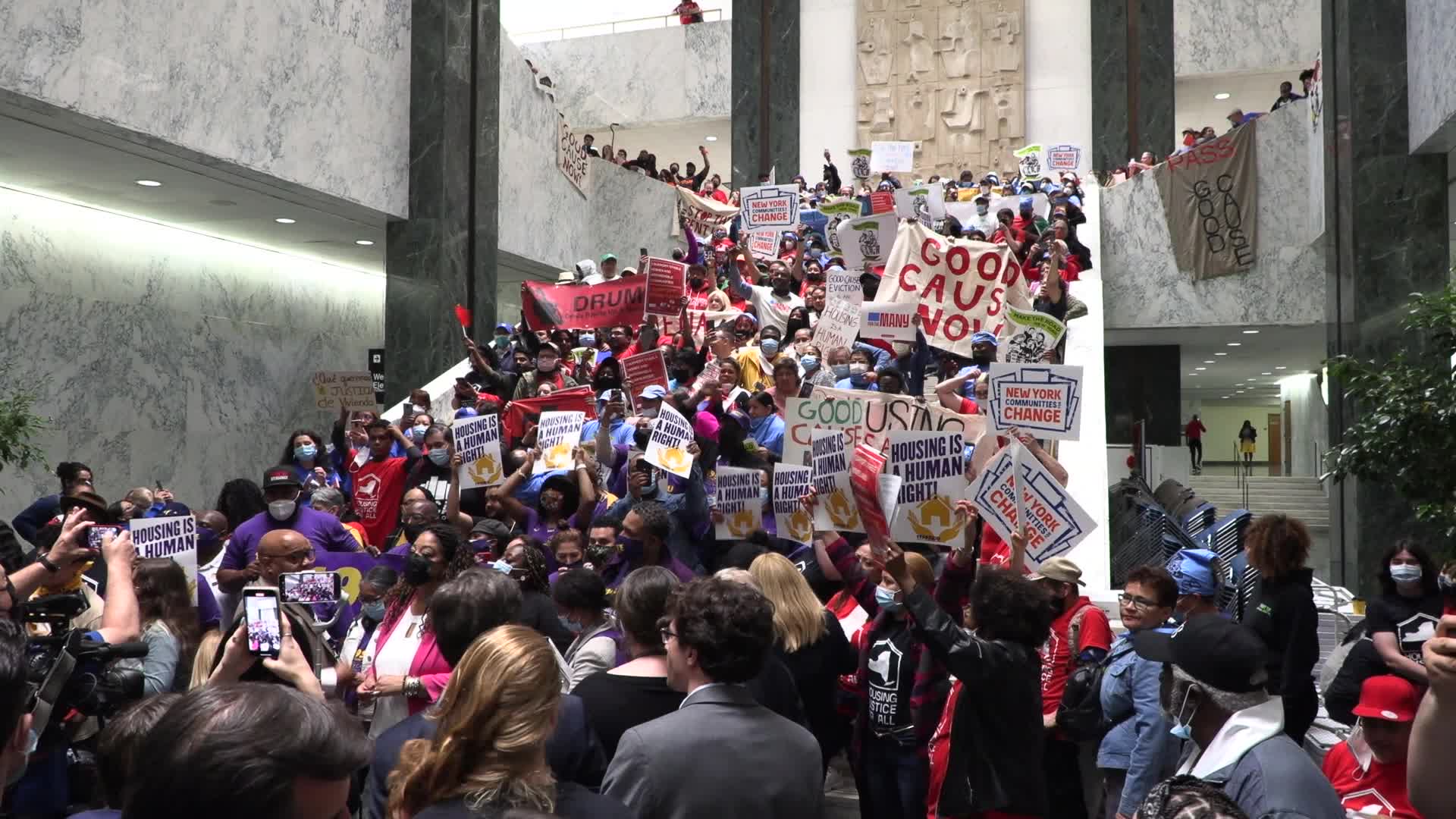 Albany, NY: 51 arrested as housing rights protesters block Senate and Assembly Chambers