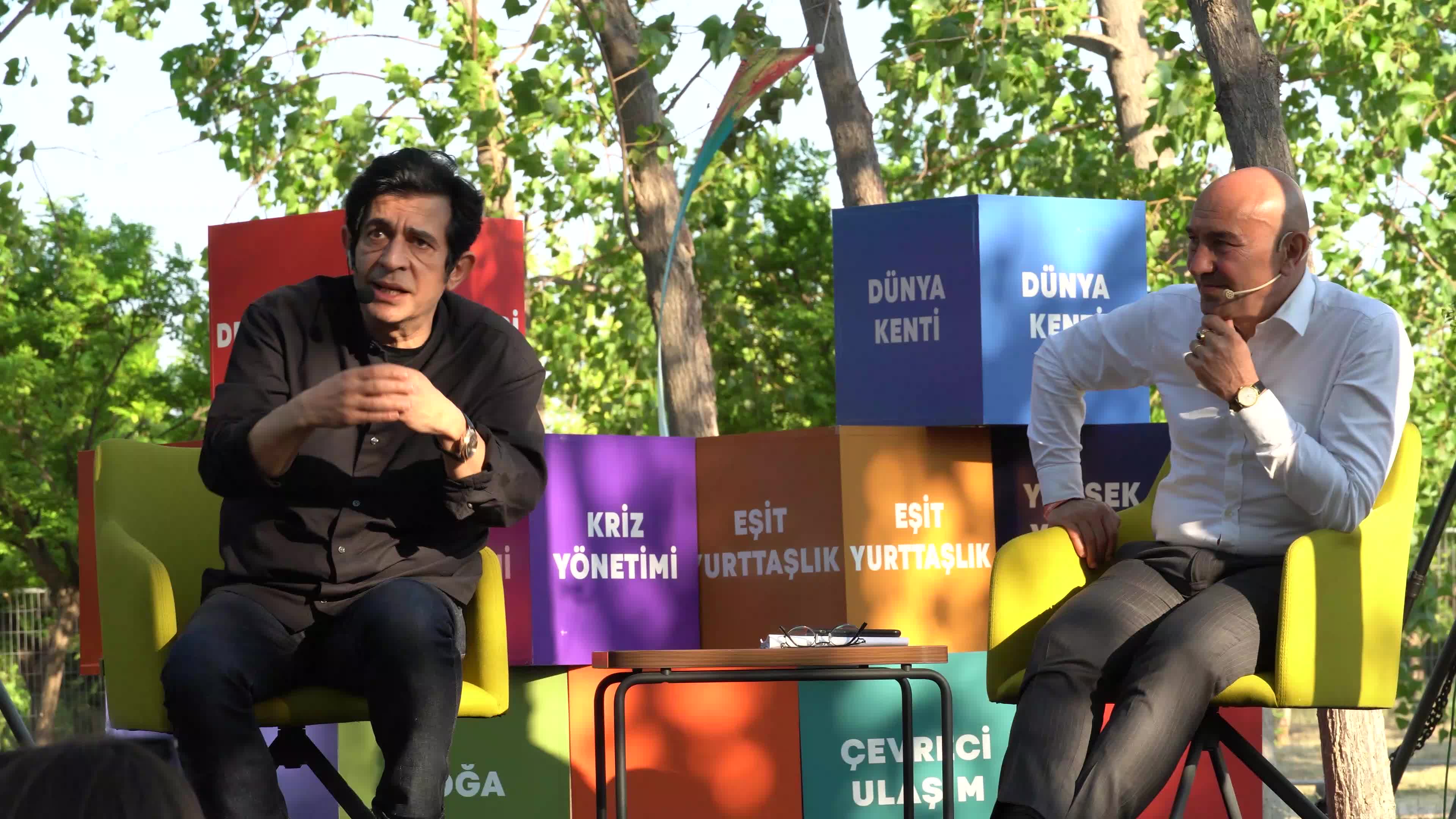 Famous actor and TV personality Okan Bayulgen in an interview with Izmir Mayor Tunc Soyer 