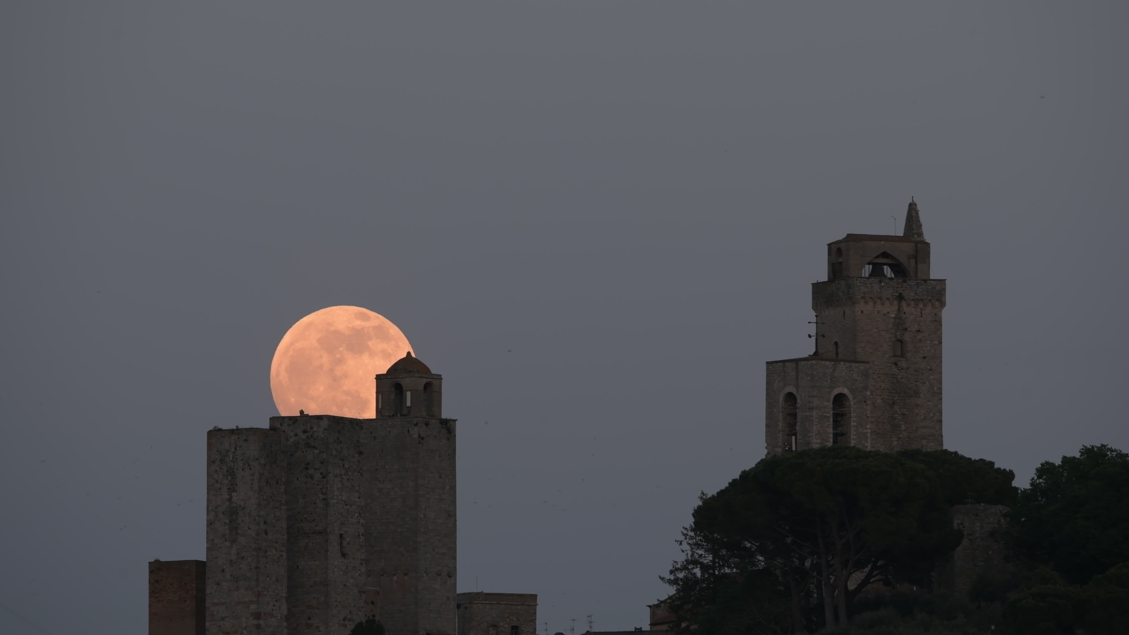 Daily Life In San Gimignano, Tuscany, Italy