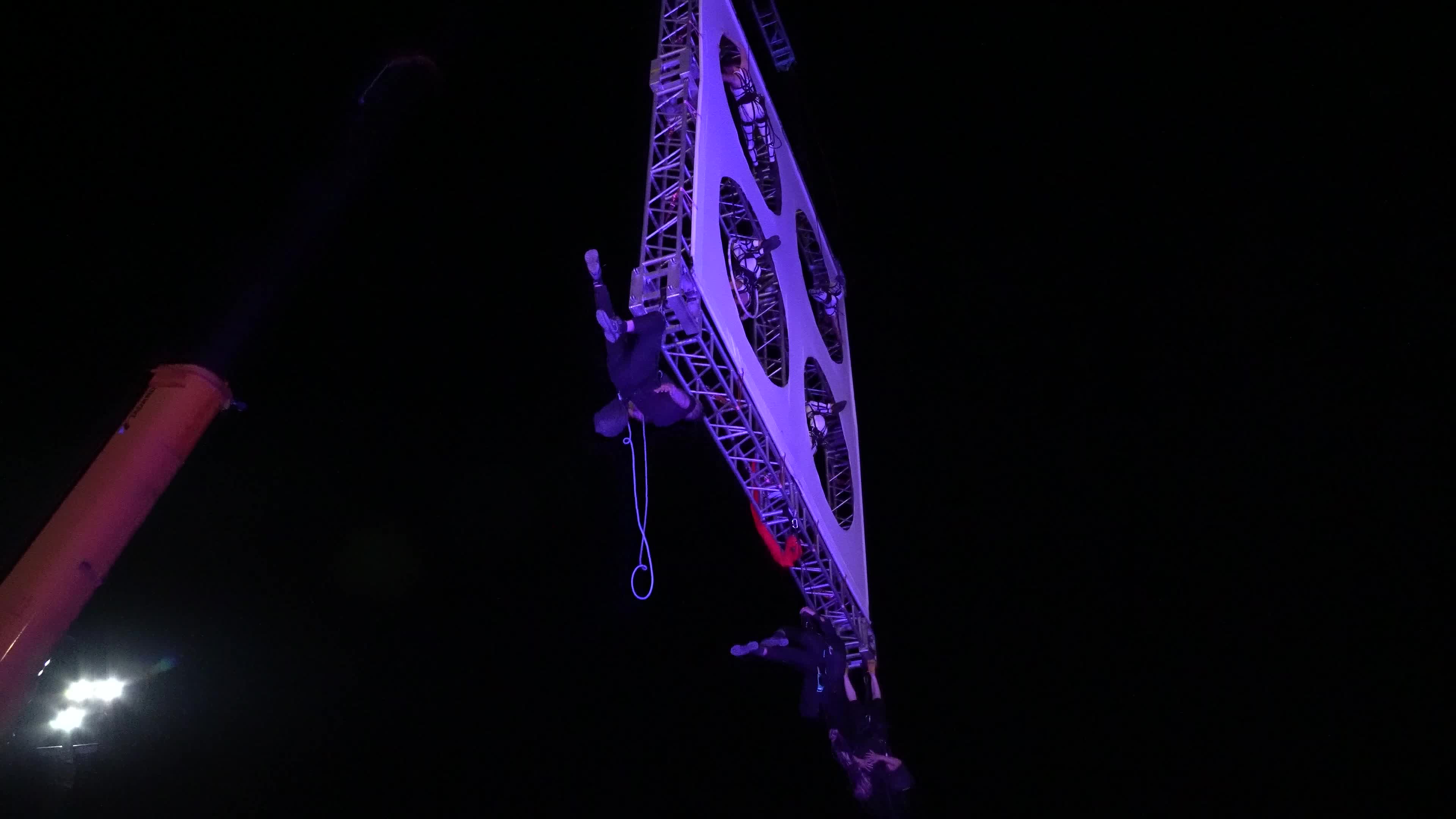  'Eventi Verticali' has performed ' Quadro'