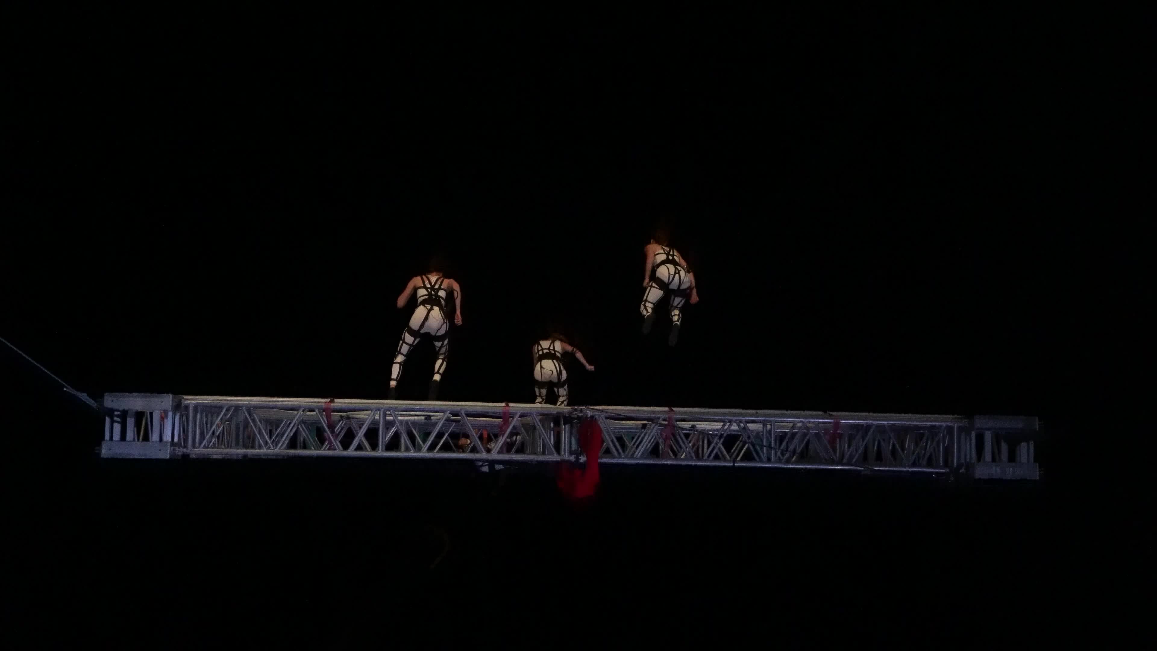  'Eventi Verticali' has performed ' Quadro'