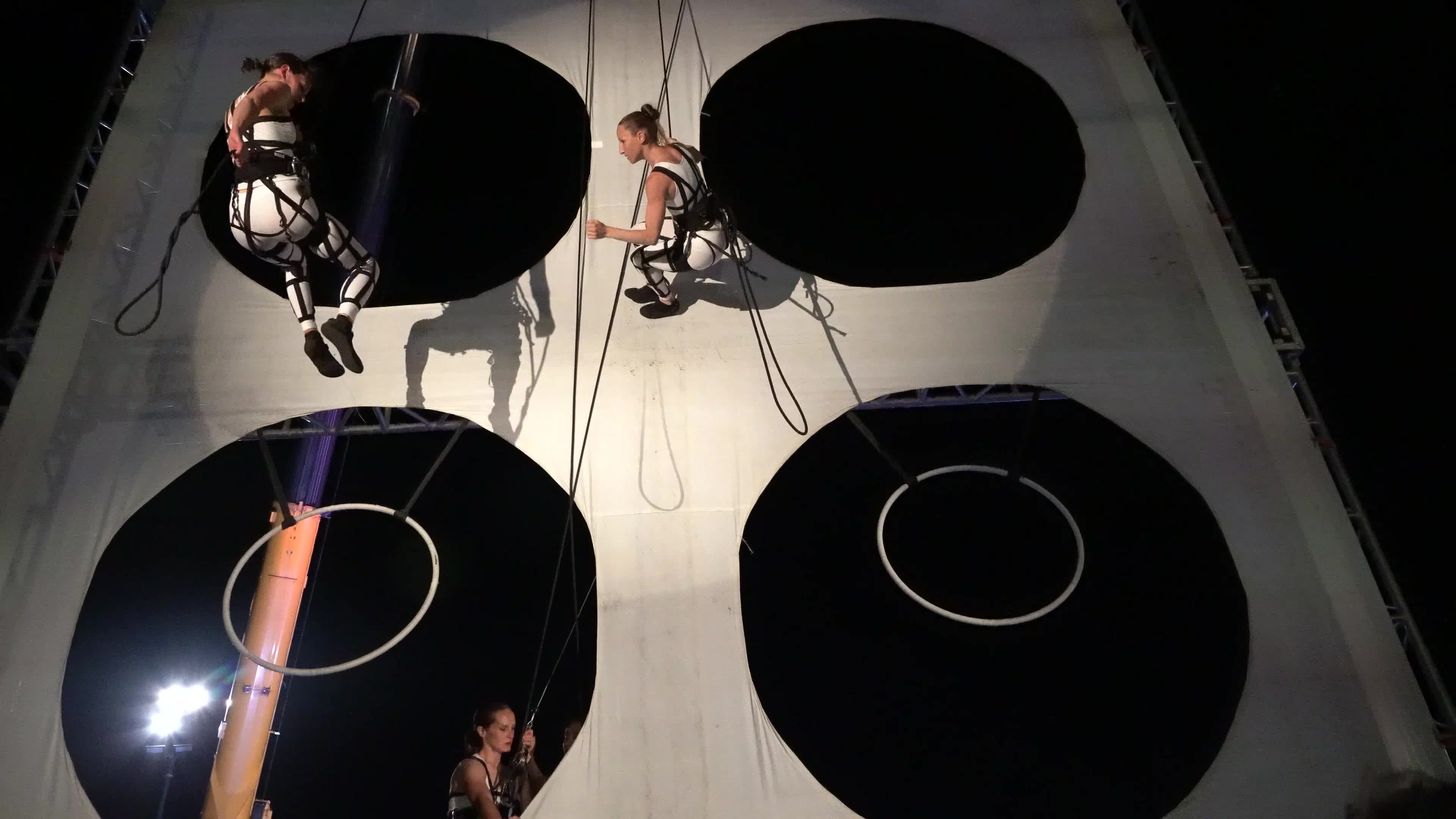  'Eventi Verticali' has performed ' Quadro'